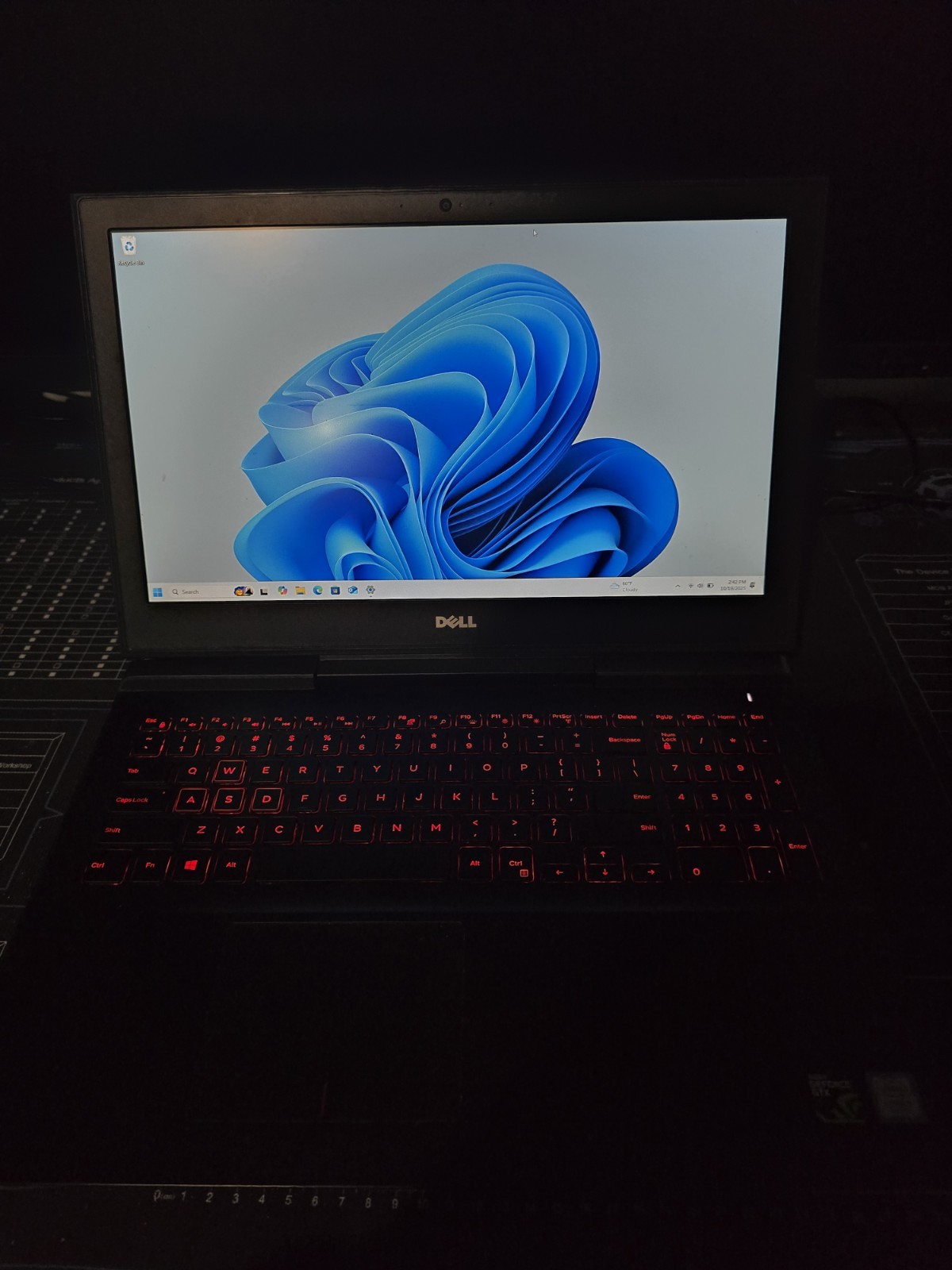 Dell Inspiron 15 Gaming 7567 – i5, 16GB/256GB GTX 1050 Ti – READ DESCRIPTION!!!