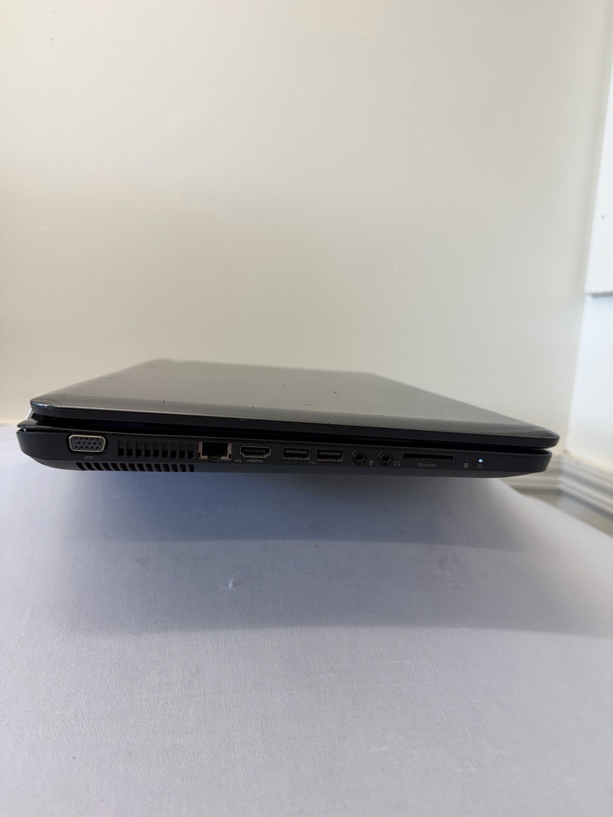 HP Pavillion g7-1260us Laptop – Unknown if Screen is Good – Intel i3 – Read Des