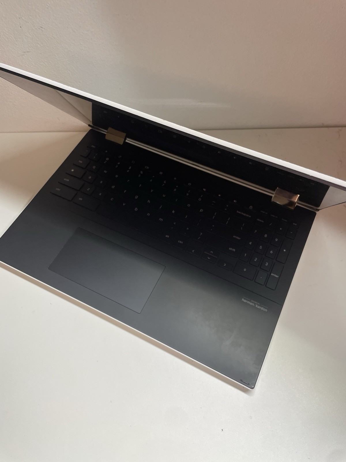 ASUS Chromebook Flip CX1 Convertible Laptop 14 FHD NanoEdge 360-degree Rotation