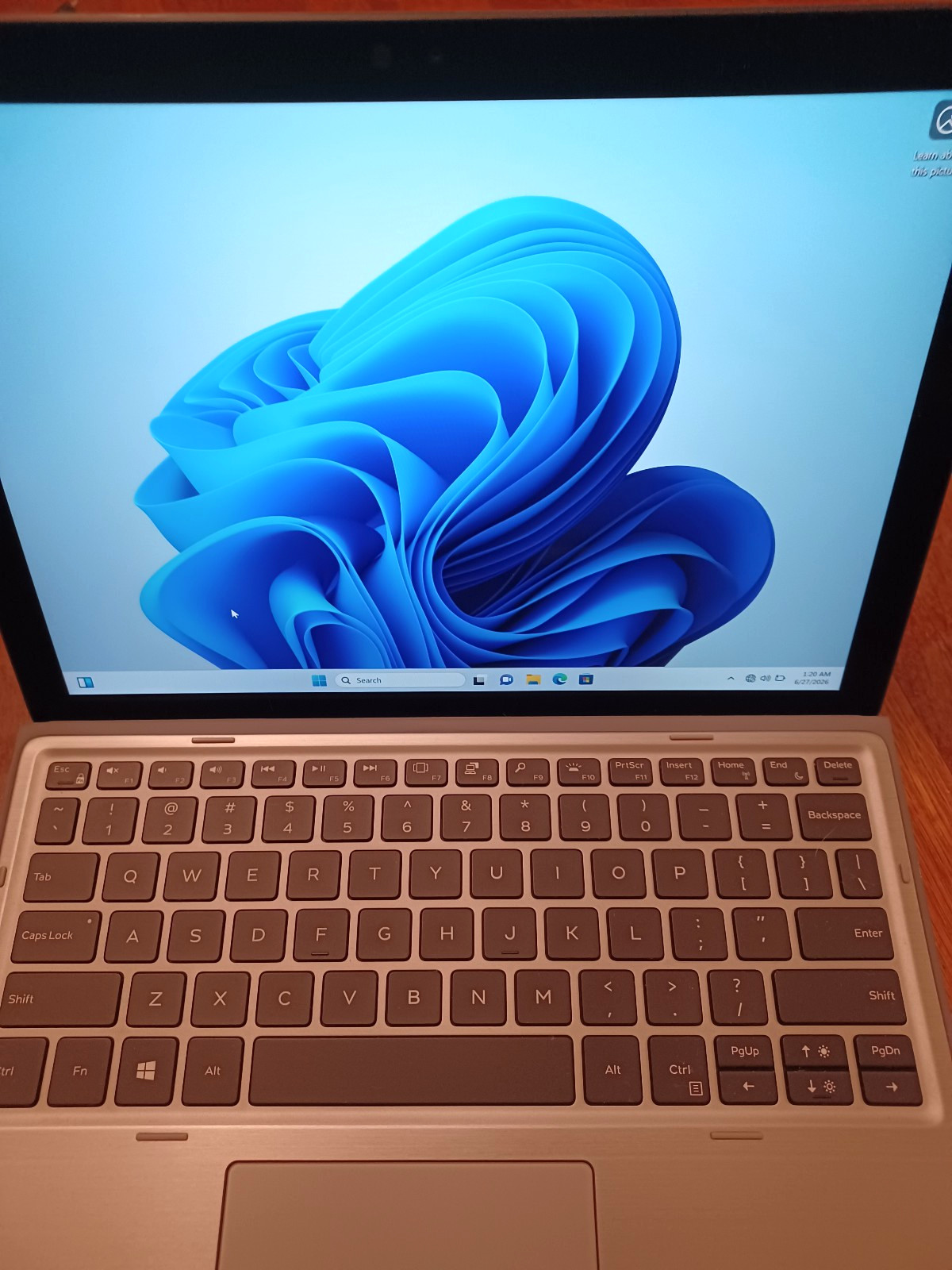 Dell Latitude 7200 2-in-1 i7-8665U 16GB RAM 512GB SSD. No AC Adapter