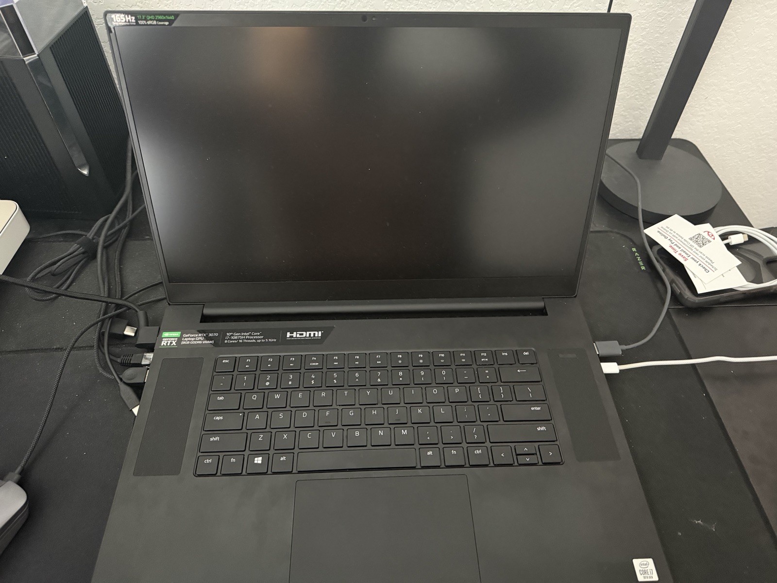 Razer Blade 17.3″ QHD 165Hz, i7-10875H 16GB 512gb, 3070 , RZ09-0368 – Black