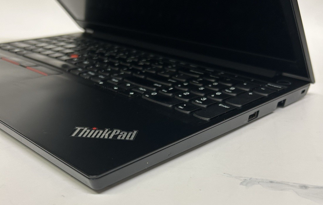 Lenovo ThinkPad E15 Intel i5-10210U @1.6GHz – 4GB RAM – 128GB SSD – W11P