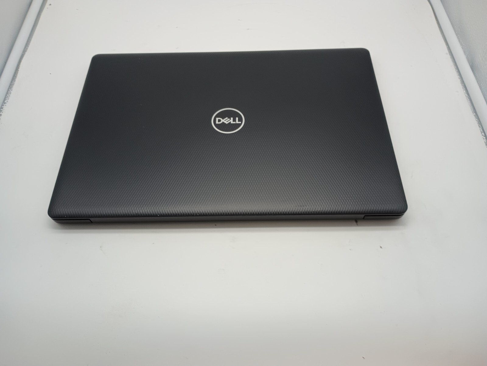 9123 Inspiron 3585 w/charger.Ryzen 3.16GB.256GB SSD.15.6″ Touch.Radeon Graphics