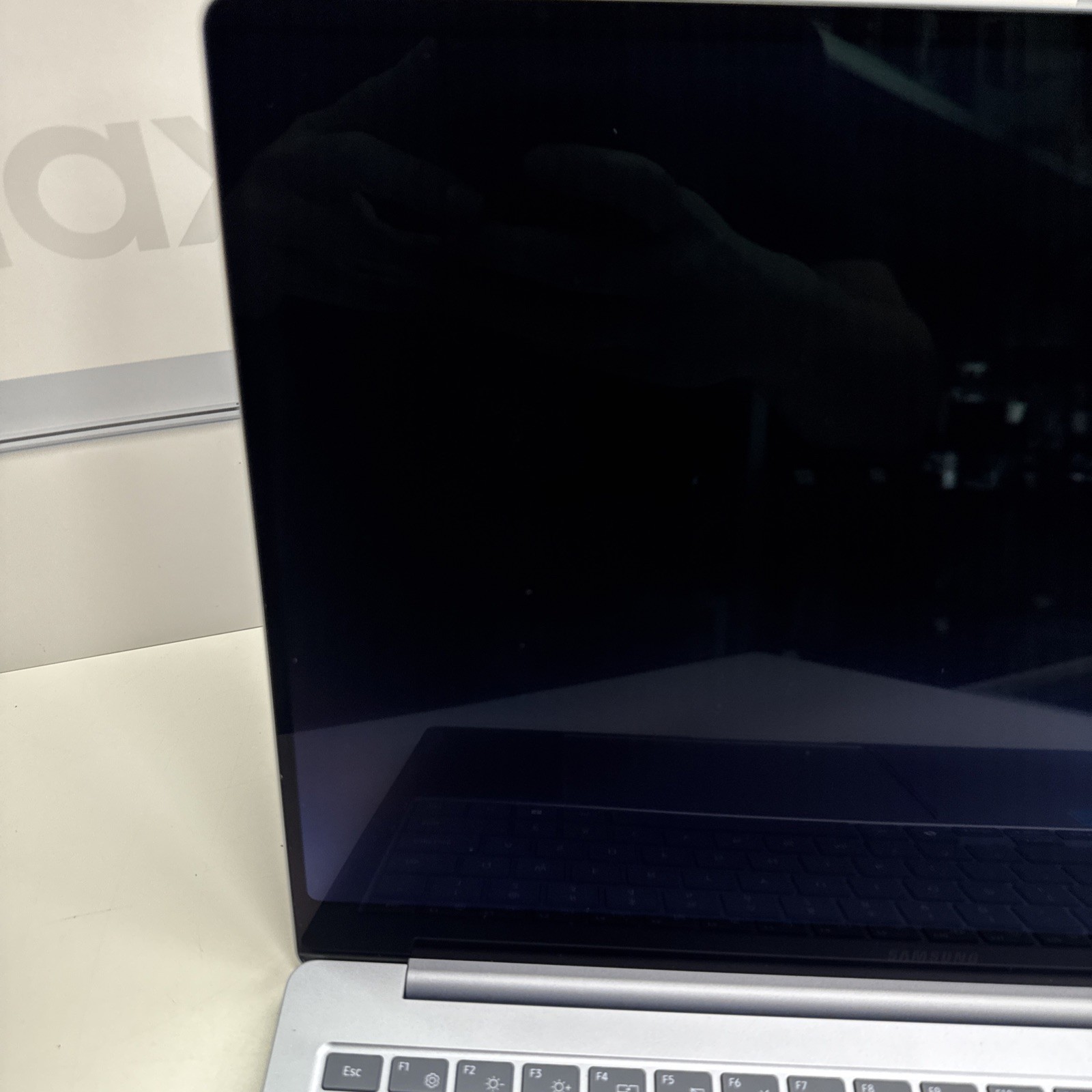 Samsung Galaxy Book4 Edge Copilot+ PC 16″ Snapdragon X Elite 16GB RAM 512GB Blue