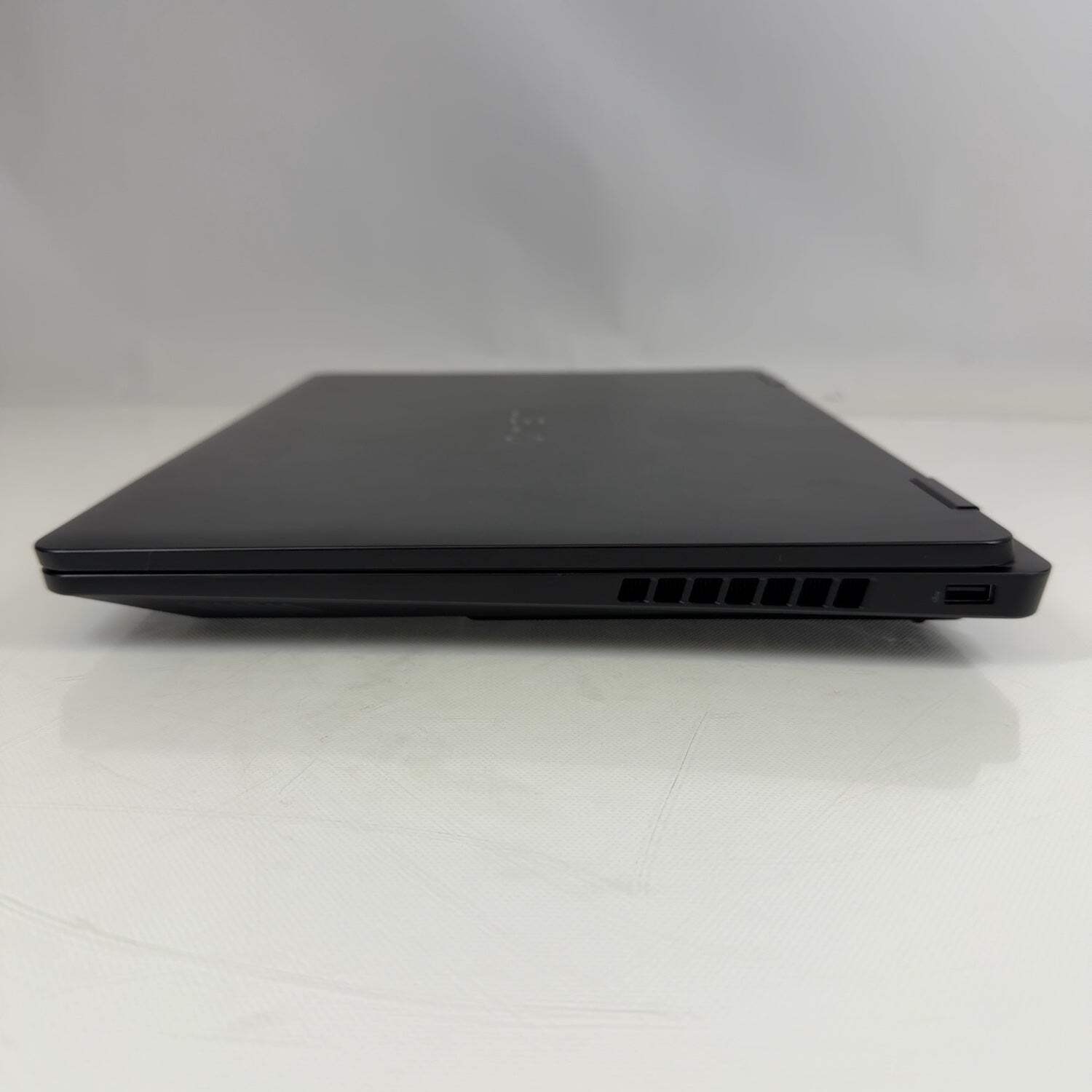 HP Omen 16-AP0053DX 16″ Ryzen 9 8940HX 2.4GHz 32GB RAM 1 TB SSD GeForce RTX 5060