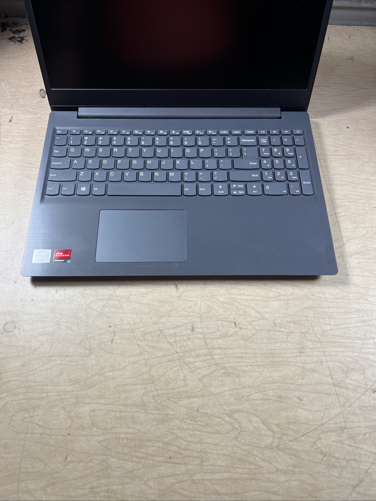 LENOVO V15-ADA AMD ATHLON GOLD 3150U 8GB RAM **NO HD/ NO CADDIE/ NO OS