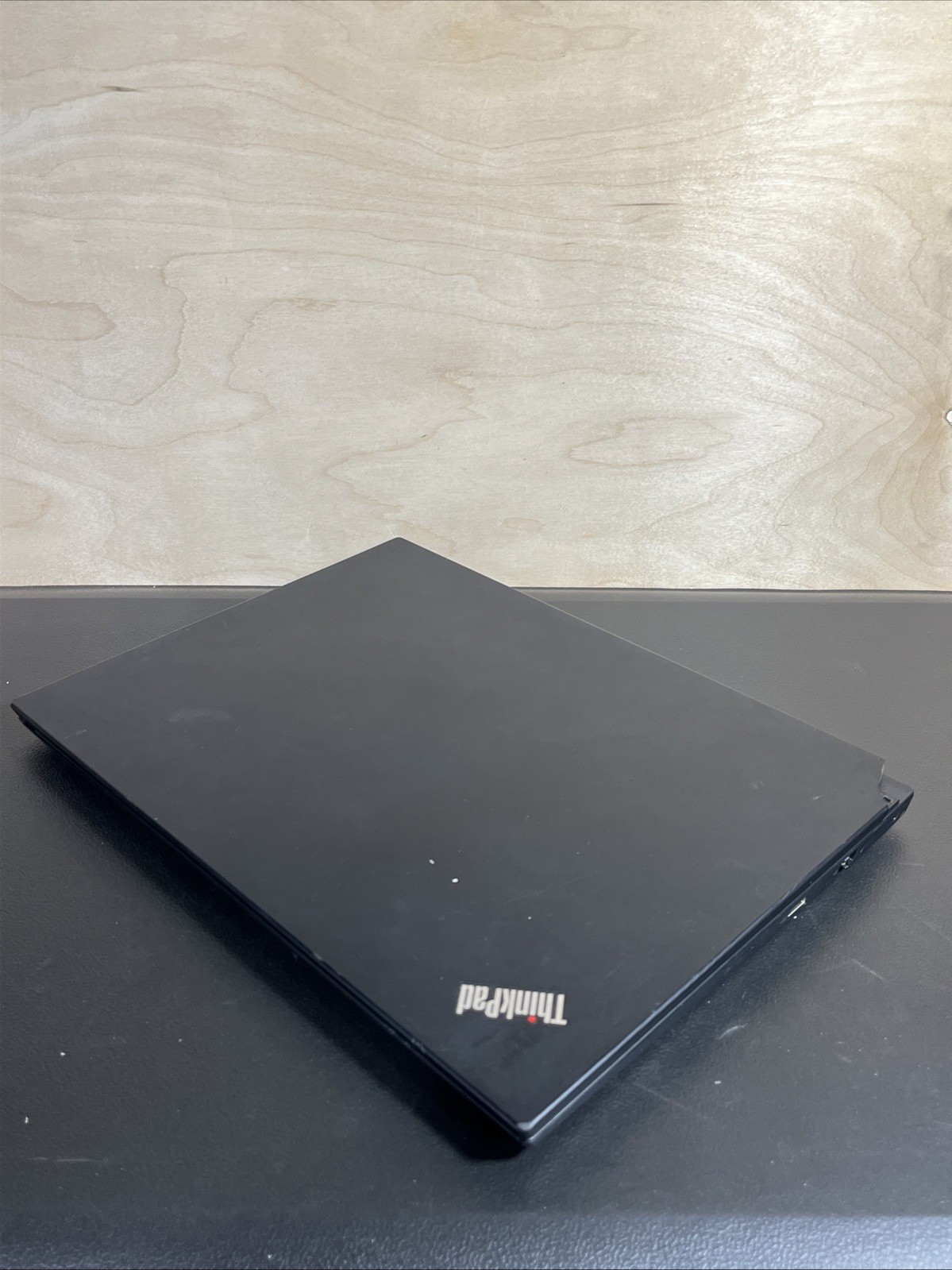 Lenovo Thinkpad E495 14″ Ryzen 5-3500U UNTESTED SOLD AS IS FOR PARTS OR REPAIR