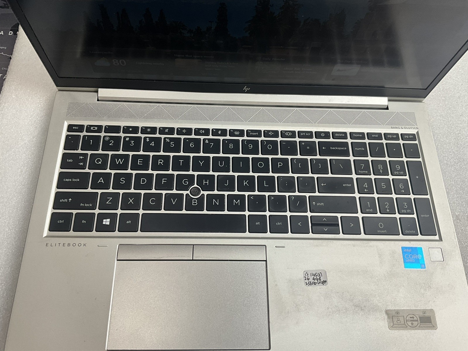 HP ELITEBOOK 850 G8 i5-1145G7/@2.60 /16GB Ram /256GB SSD Wins 11 Pro #334