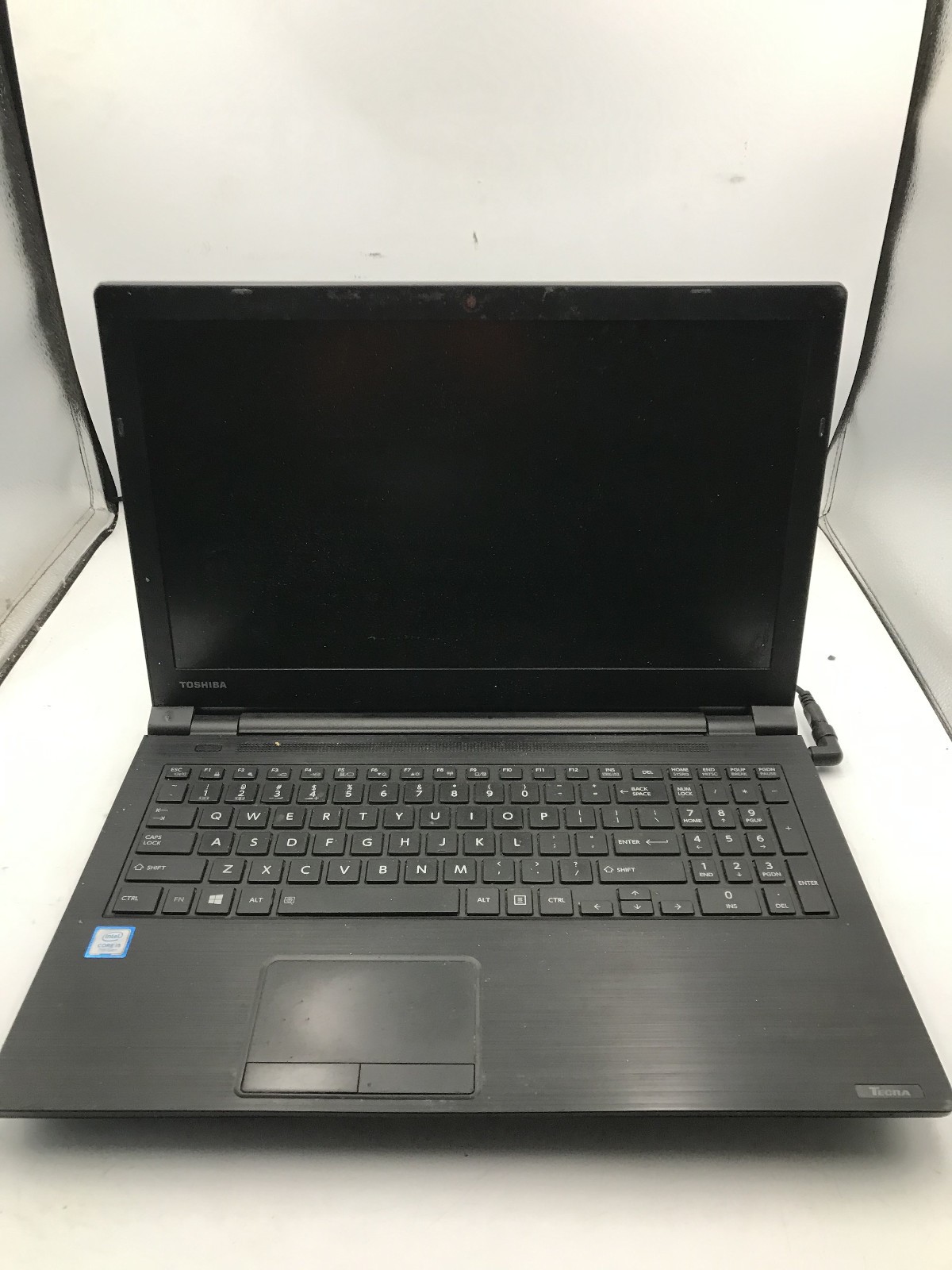 TOSHIBA TECRA C50 D1512 – FOR PARTS/REPAIR – INTEL I5 8TH GEN – NO RAM – READ-BB