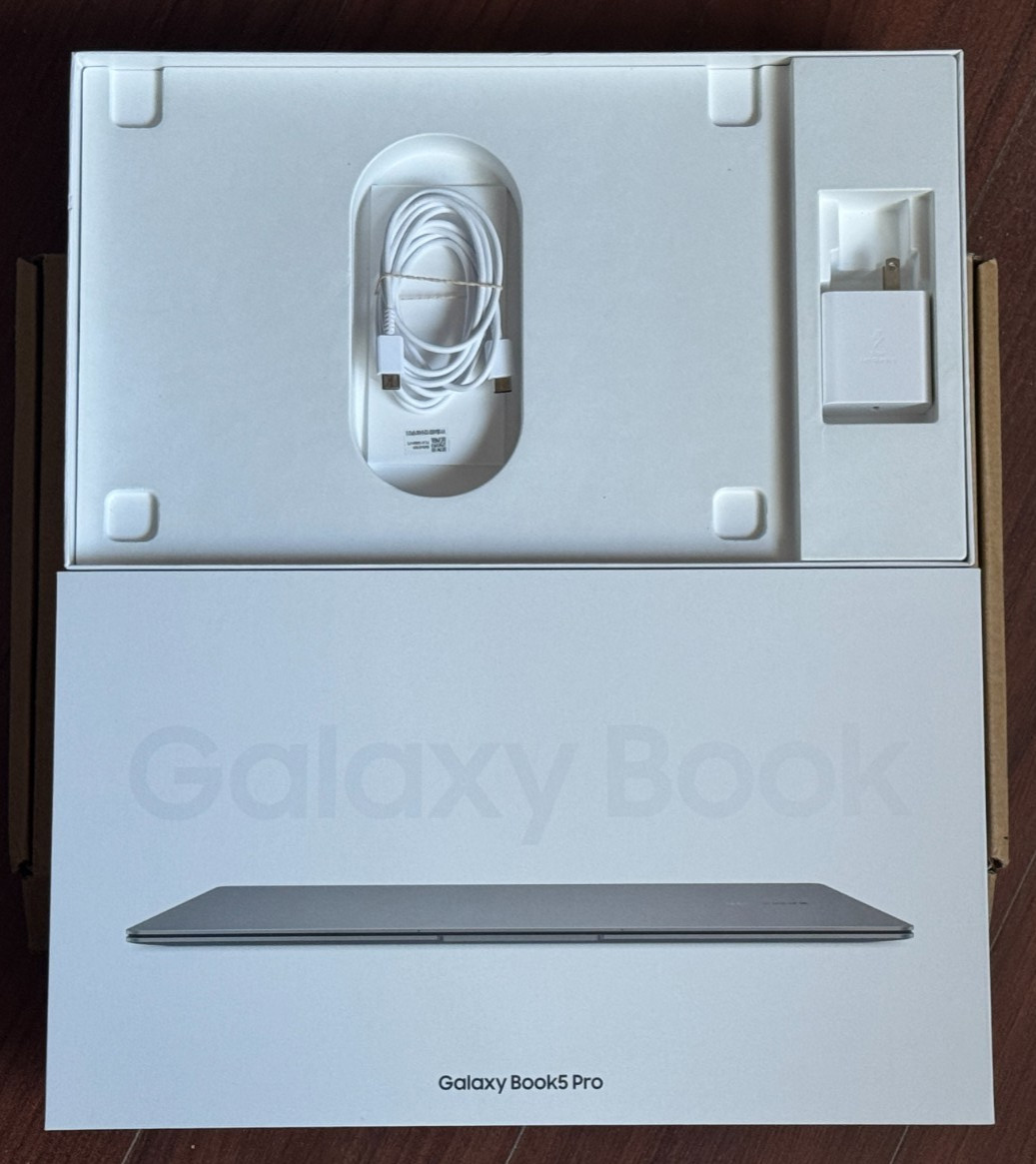 Samsung Galaxy Book5 Pro 14″ 3K AMOLED Touch Laptop Ultra 7 256V 16GB RAM 512GB