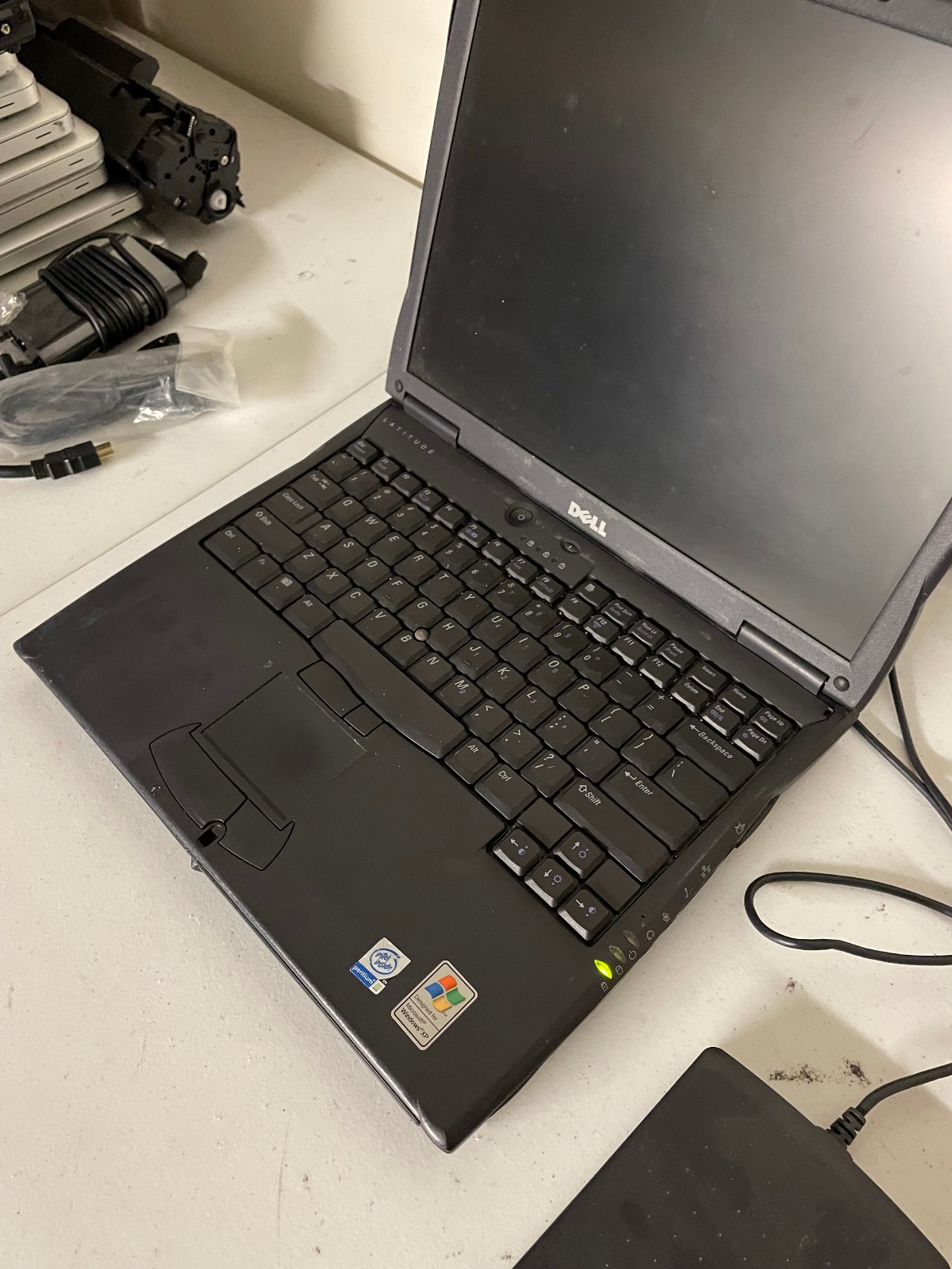 DELL LATITUDE C610 LAPTOP WIN 98SE w/ USB Support PARALLEL SERIAL & FLOPPY DRIVE