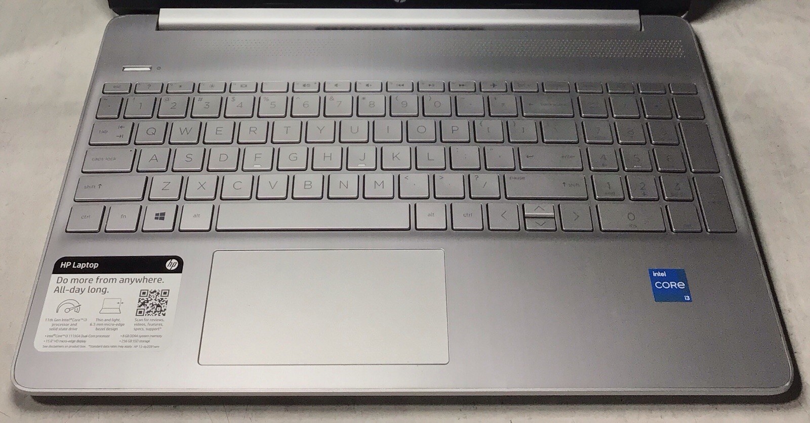 HP 15-DY2091WM Intel i3-1115G4 @ 3.00GHz 8GB Ram 256GB SSD *DAMAGED SCREEN*