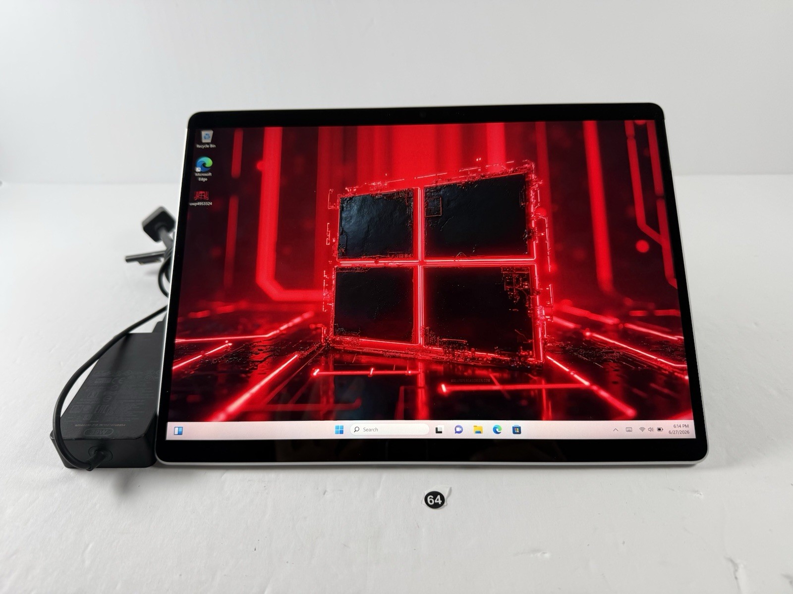 Microsoft Surface Pro 8 (1982) i5-1145G7 – 16GB RAM – 256GB 120Hz – Win 11 Pro