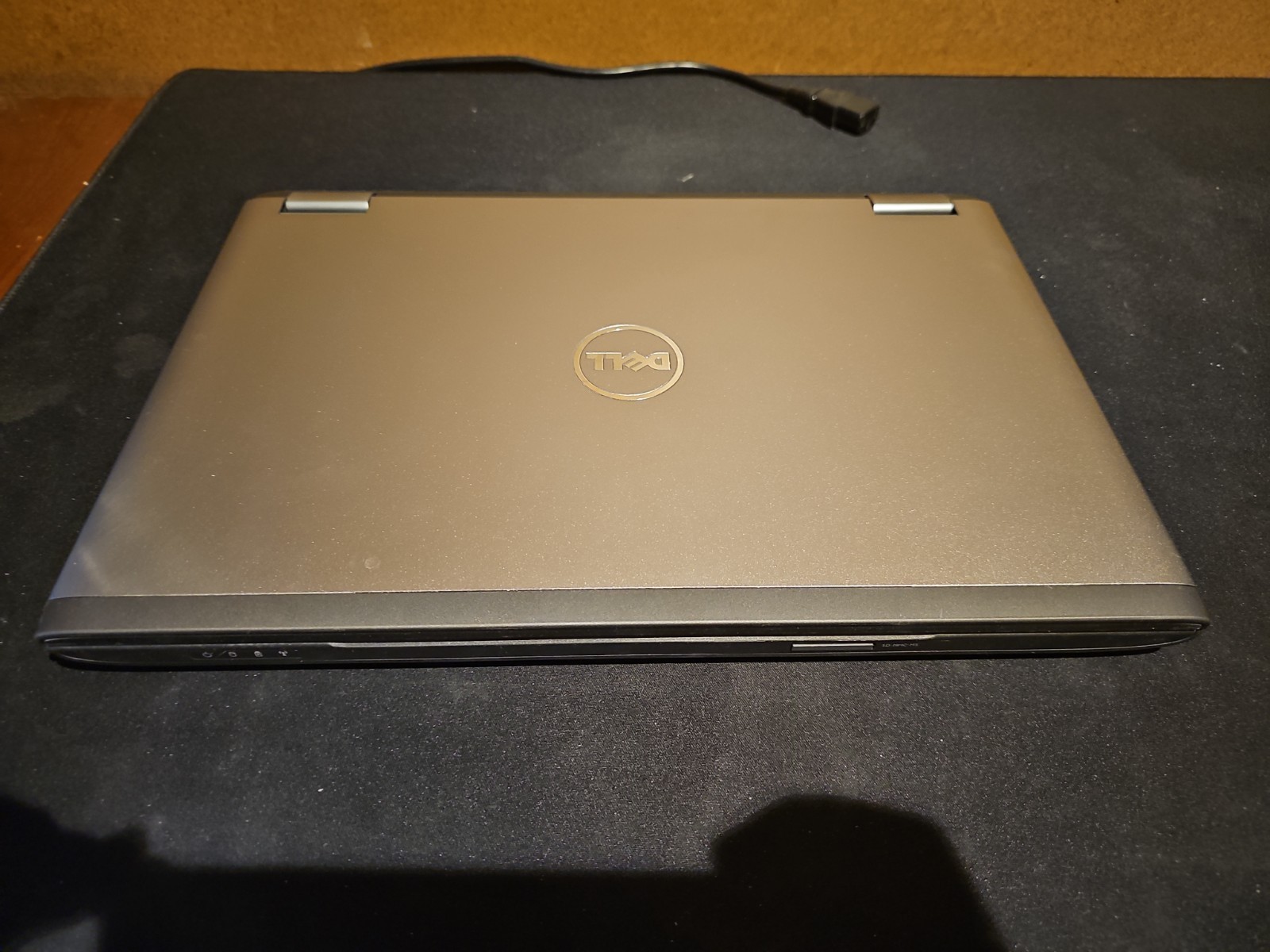 Dell Vostro 3560 Core i5 FOR PARTS NOT WORKING