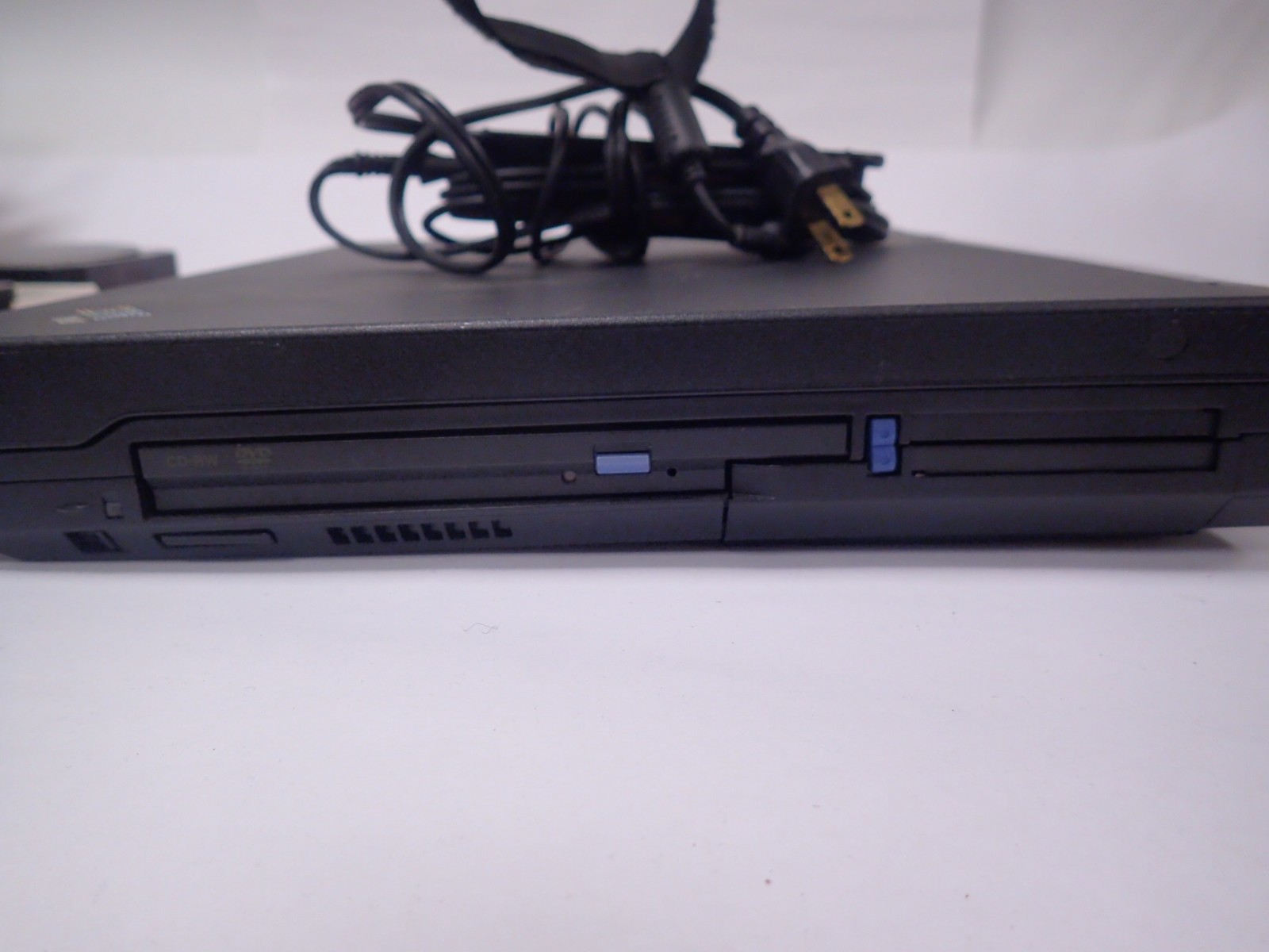 IBM THINKPAD TYPE 2652-K3U A31 SERIES 15″ LAPTOP PENTIUM 4 PROCESSOR 1.7GHz