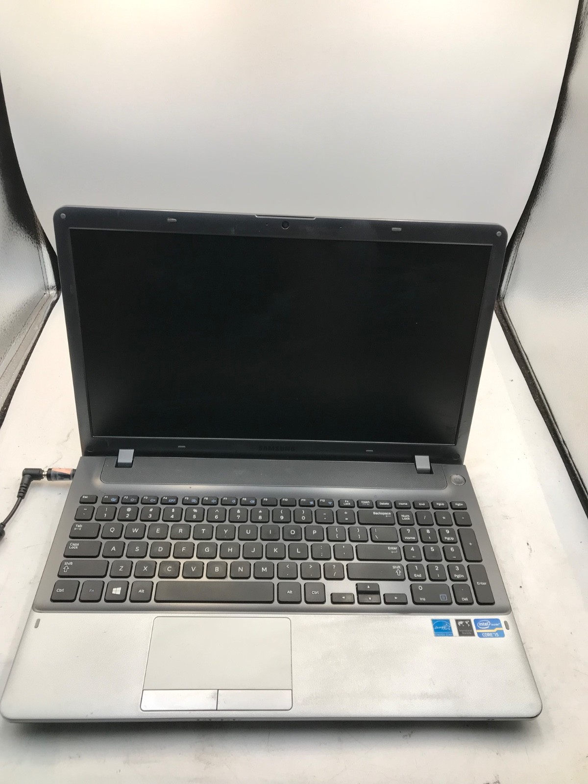 Samsung 350V Intel Core i5-3210M 15.6″ Laptop-DOES NOT POWER -MZ