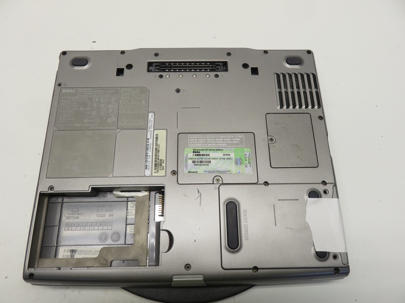 Dell Latitude D610 Pentium M 1.86 GHz 1GB 40 GB WIN XP No Batt