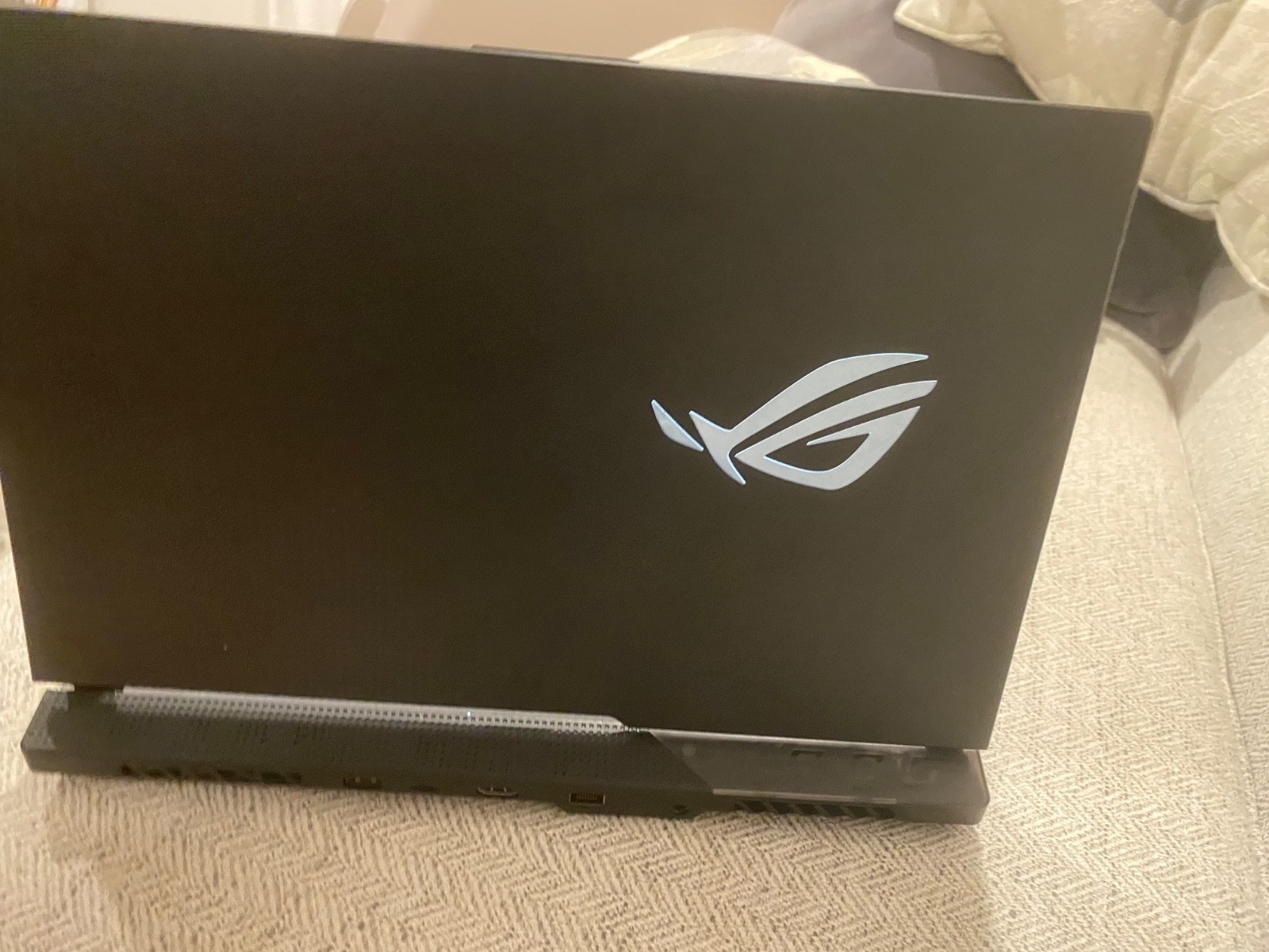 ASUS ROG Strix 15.6″ (512GB SSD, AMD Ryzen 9 5000 Series, 4.80GHz, 16GB) Gaming