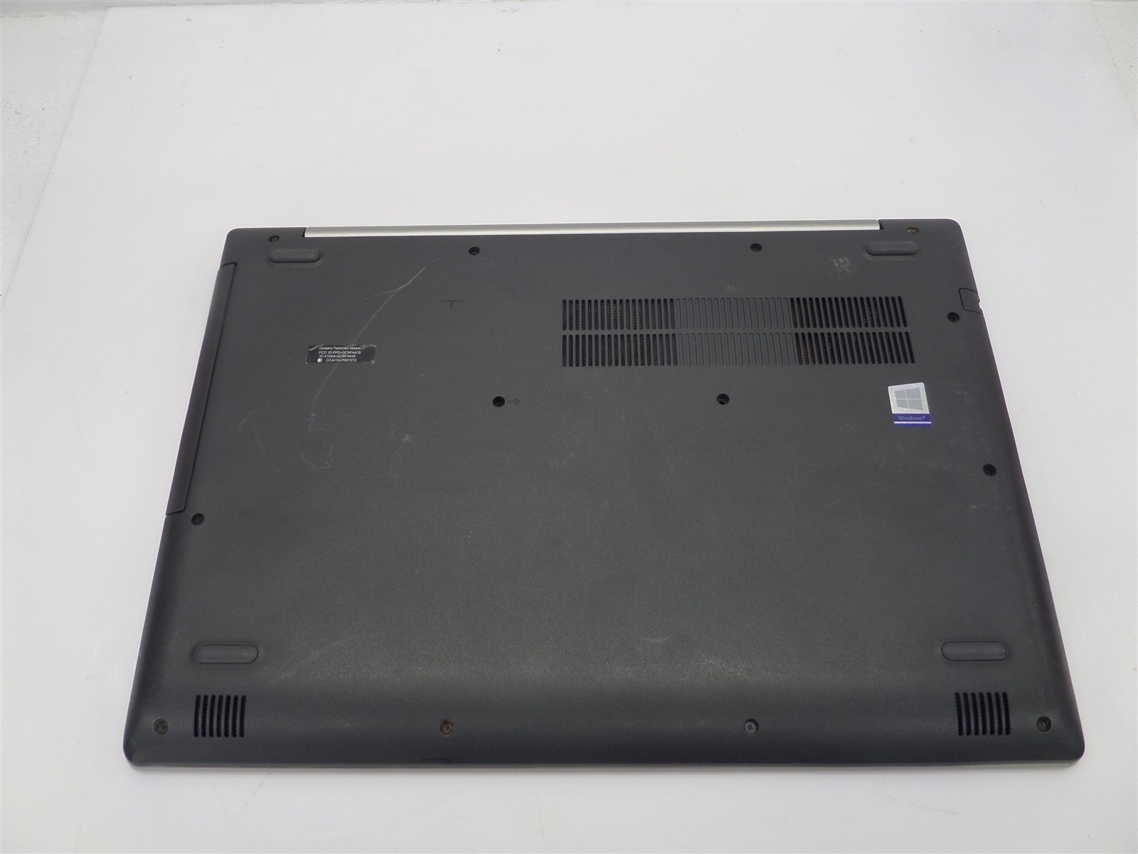 Lenovo IdeaPad 330-15ARR AMD Ryzen 5 2500U 2GHz 8GB RAM – No HDD/OS, Bad Screen