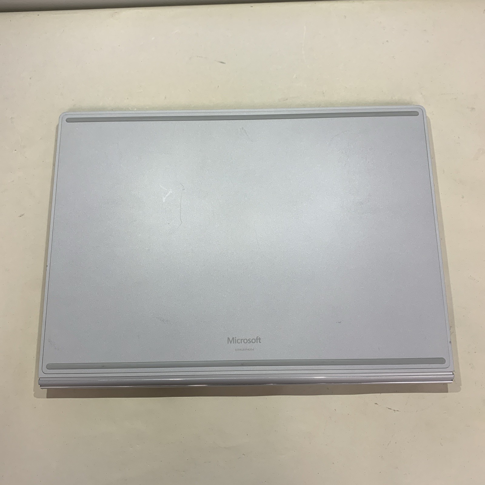 Microsoft Surface Book 2 i5-8350U 16GB RAM 256GB SSD Win11 Pro