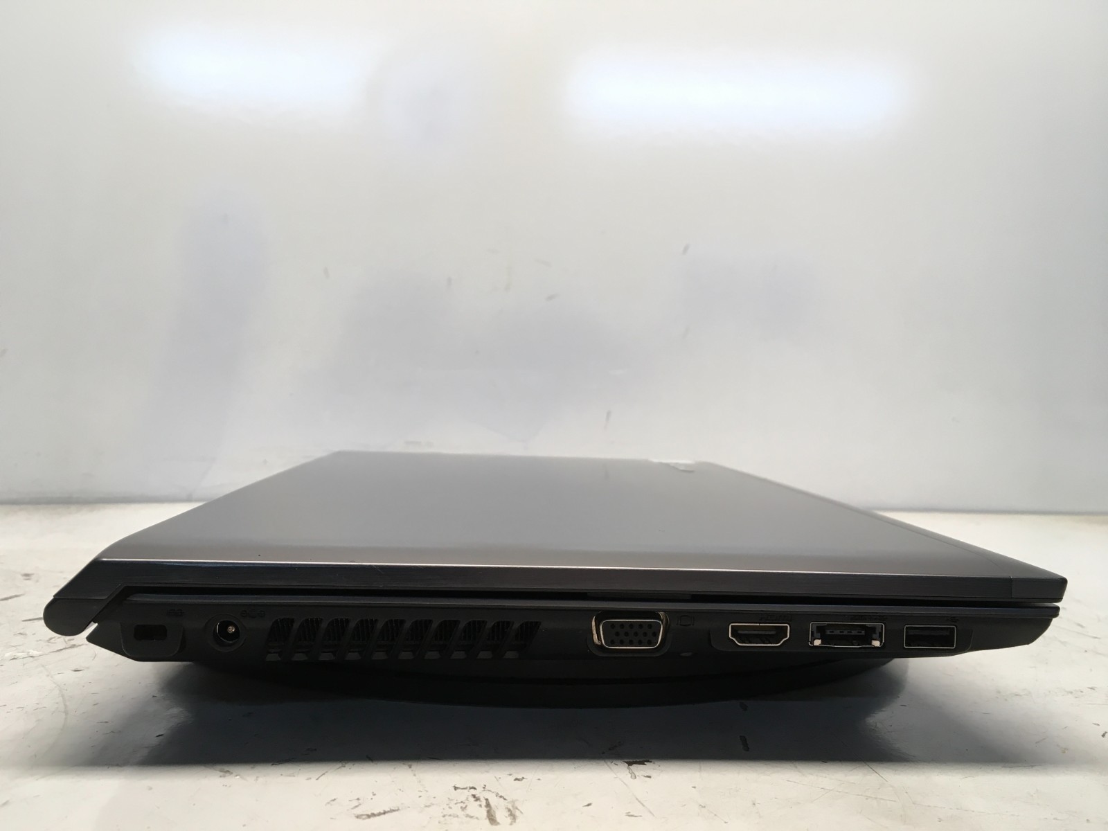 Lenovo V570 1066 Intel i5-2430M 2.4GHz 6 GB NO HDD