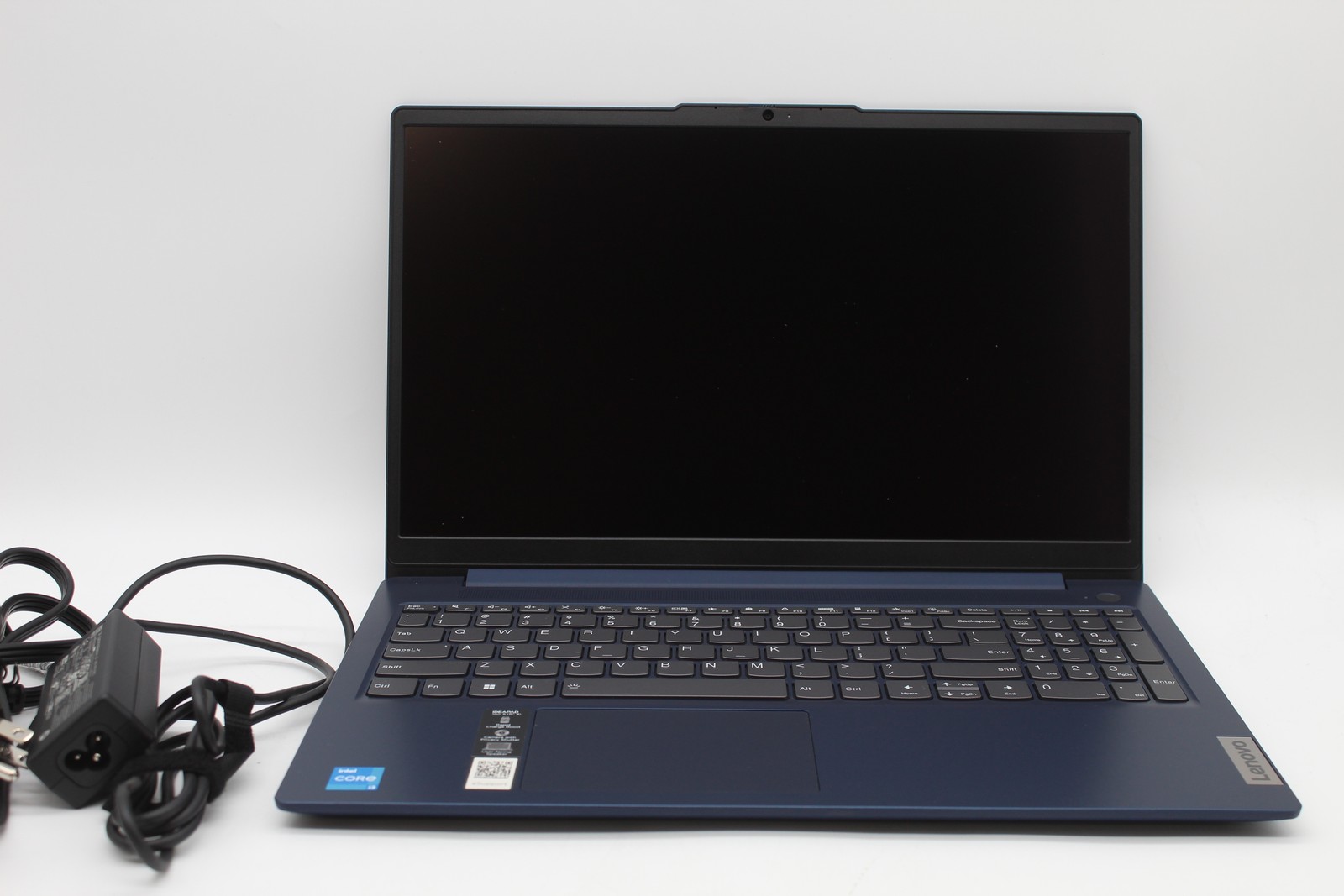 Lenovo IdeaPad Slim 3 15IRU8 Core i3-1315U 1.2GHz 8GB 256GB SSD PC1795839