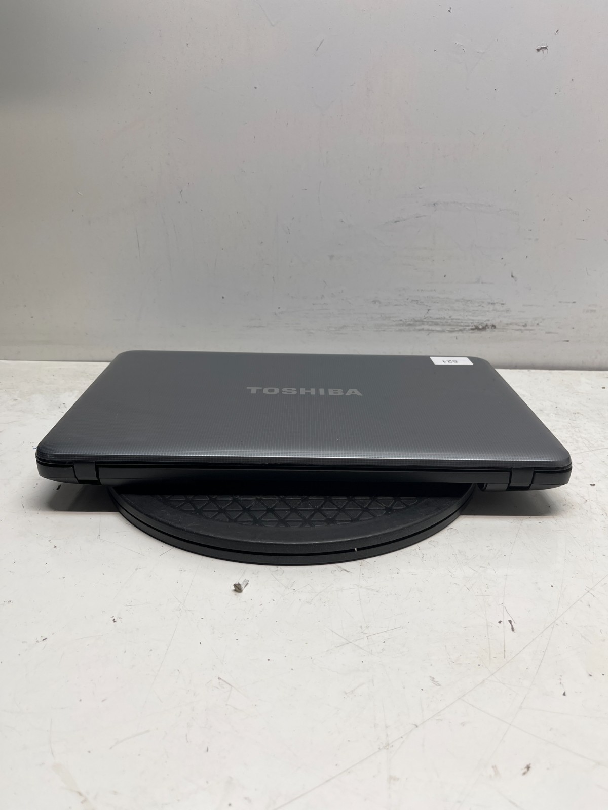 Toshiba Satellite C855D-S5238 AMD A6-4400M 2.70GHz 4GB NO HDD