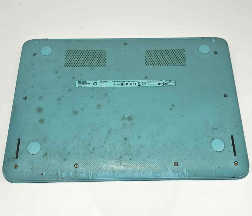 LAPTOP Lot HP, Lenovo, Acer. For Parts/Not working