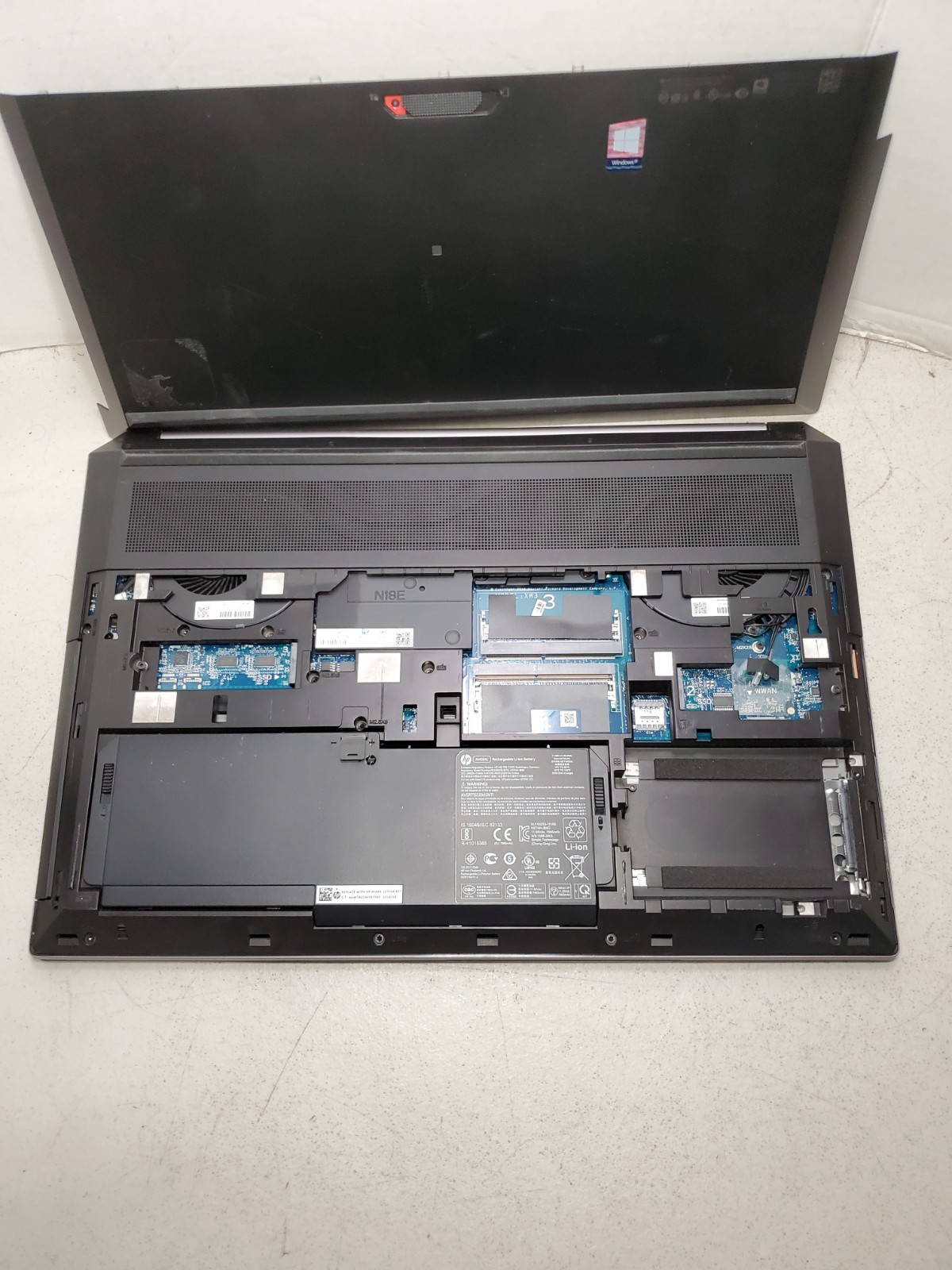 HP ZBook 17 G5 i7-8850H 2.60GHz 32GB RAM No HDD/SSD/OS! BIOS PW! #69