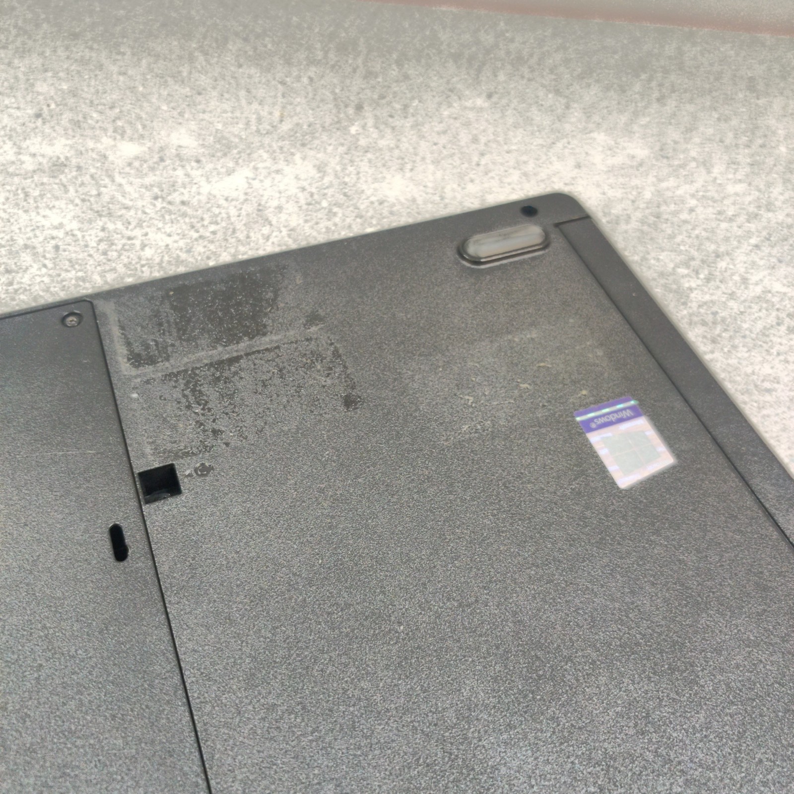 Lenovo Thinkpad L570 Intel Core i5-6200U, RAM 16GB, NO SSD/OS/AC ADAPTER – Used