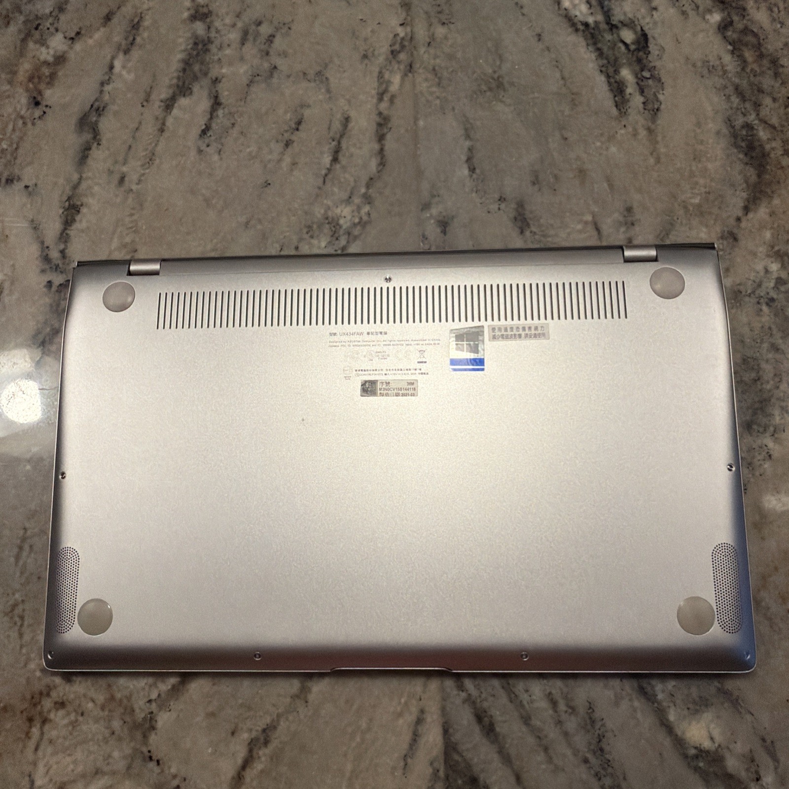 ASUS ZenBook UX434FAW i7-10810U 32GB RAM 512GB SSD 14” Win10 Pro Tested