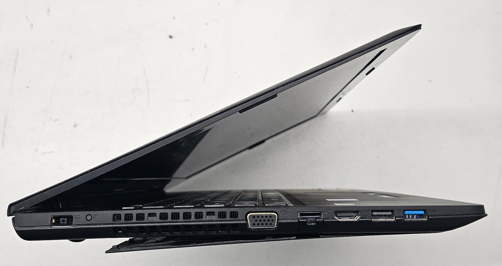 Lenovo G50-80 15.6″ Laptop Intel Core i3-4030U 4GB Ram NO HD/OS (FL)