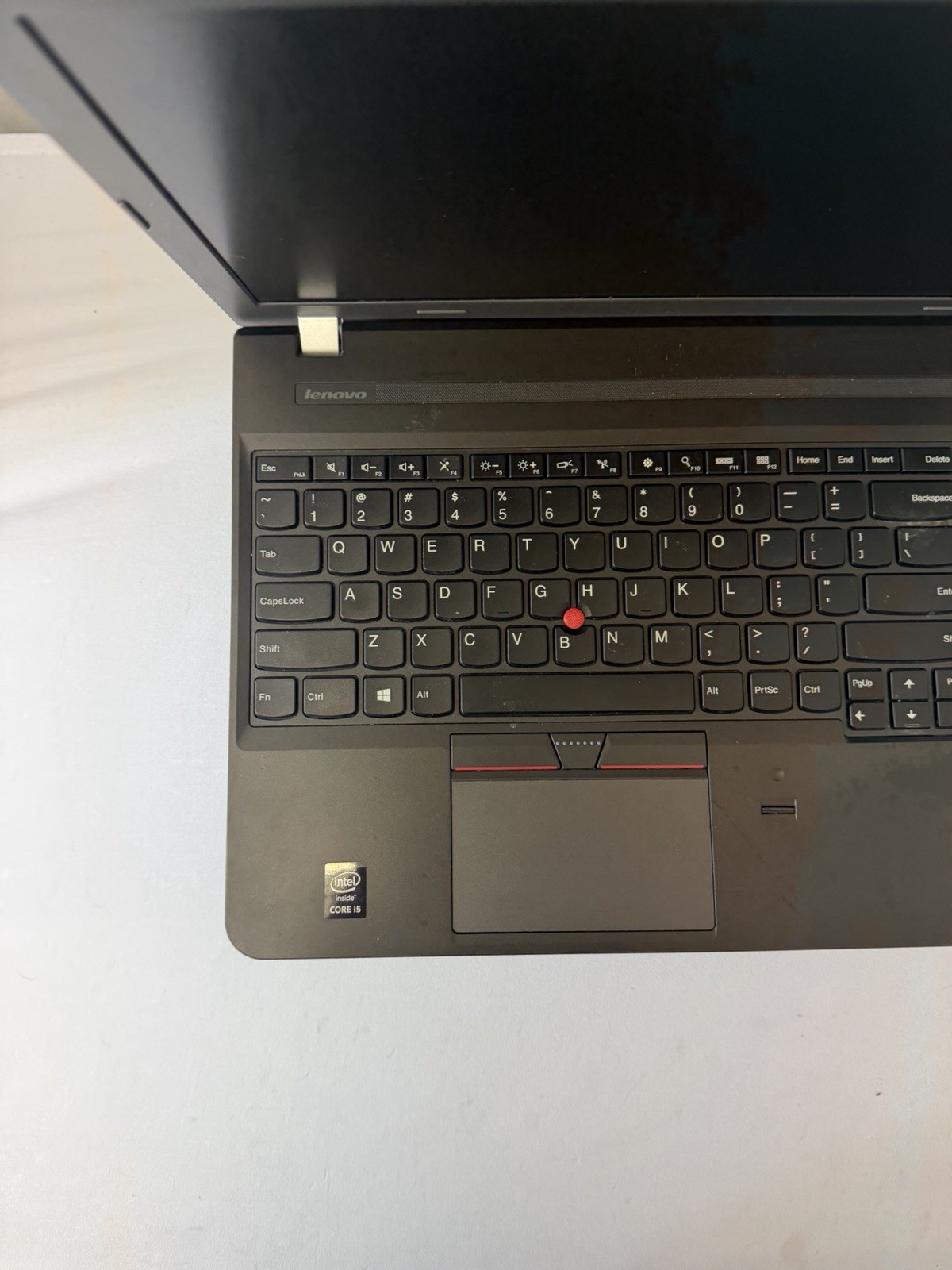 Lenovo Thinkpad E550 Laptop – Good Screen – Intel i5-5200U – RAM 8 GB – Read Des