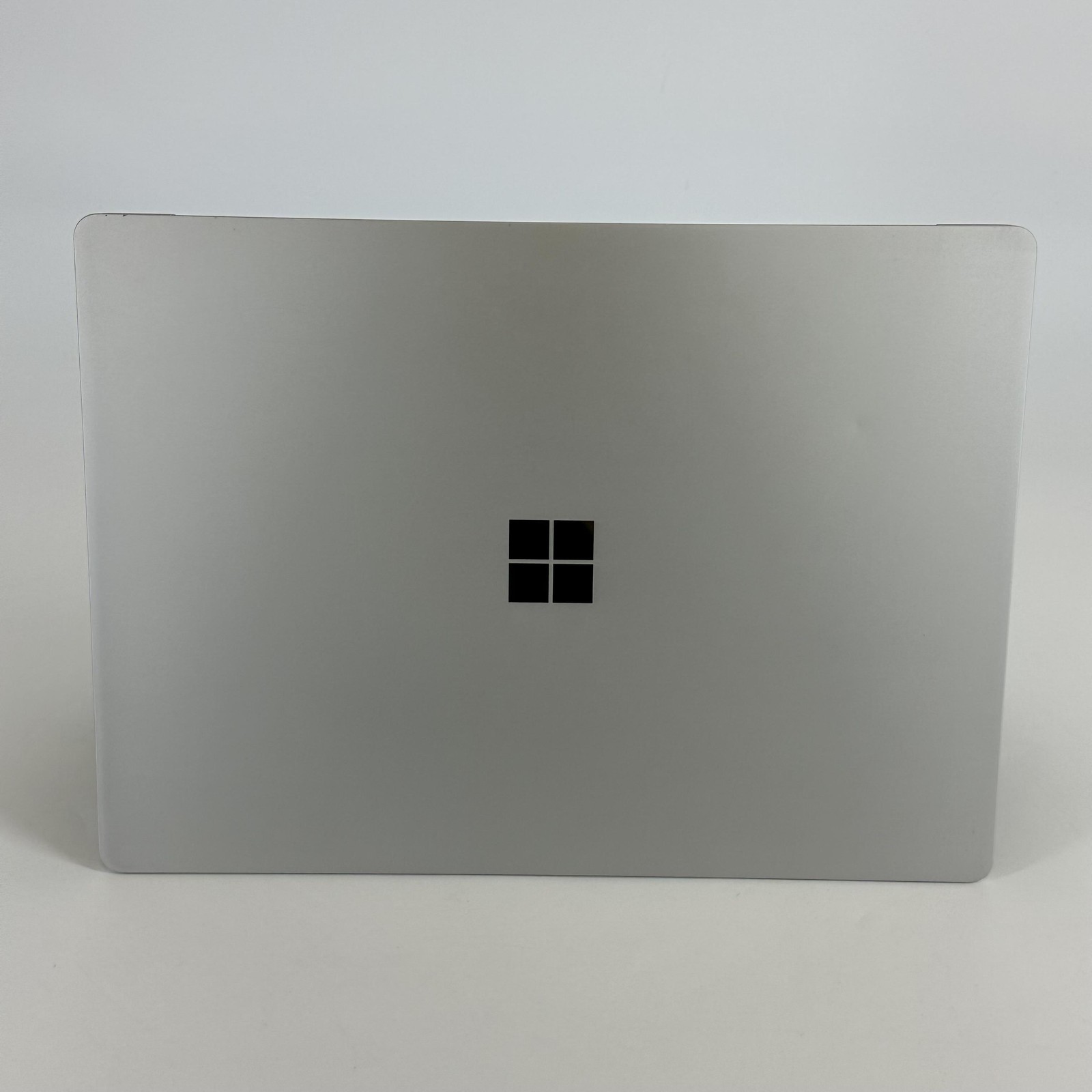 Microsoft Surface Laptop 2 13 2K TOUCH i5-8350U 1.7GHz 8GB 256GB Missing Keycaps