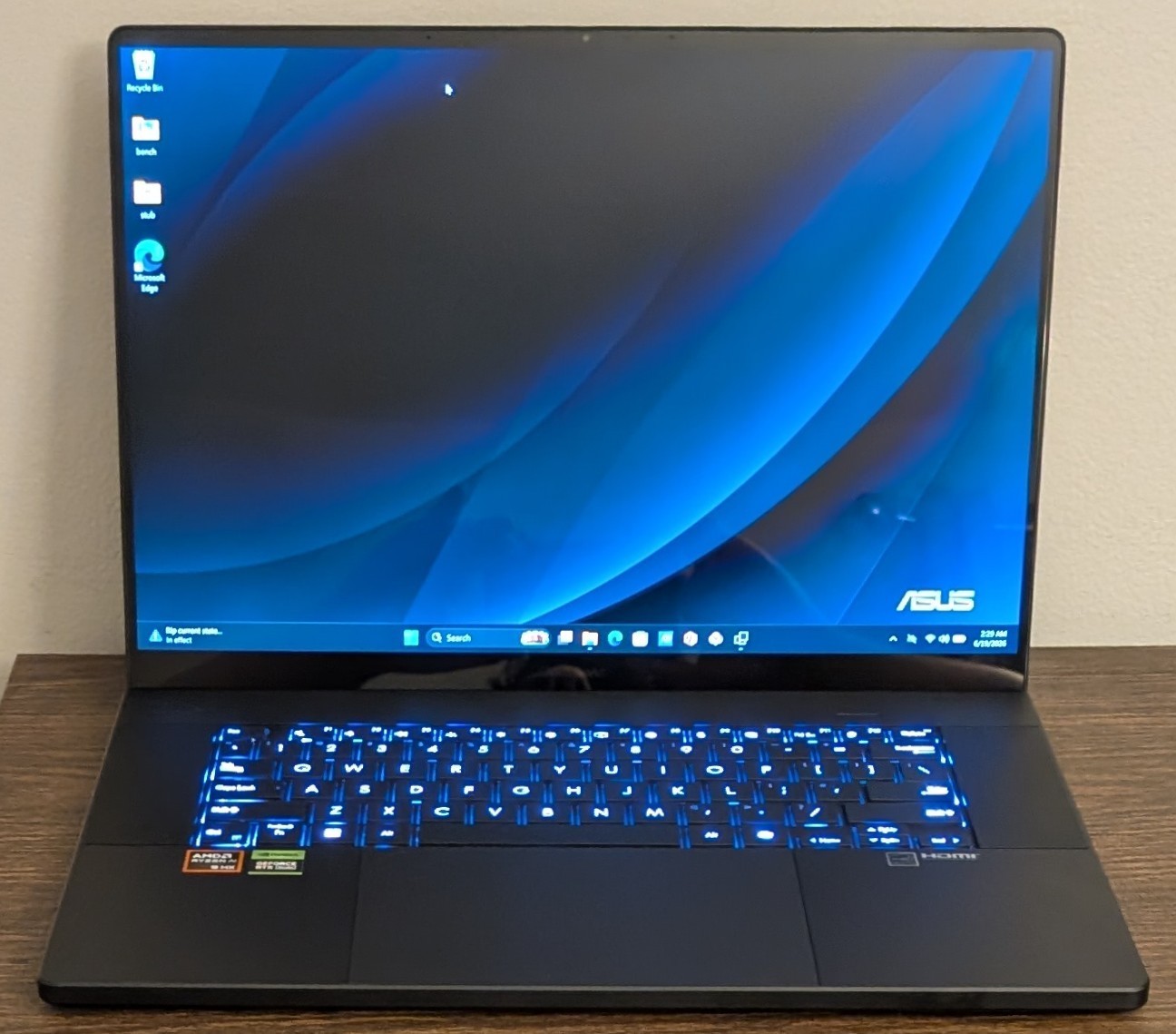 ASUS ProArt P16 4K OLED Touch (Ryzen AI 9 HX 370, 32GB/2TB SSD, RTX 4070) Black