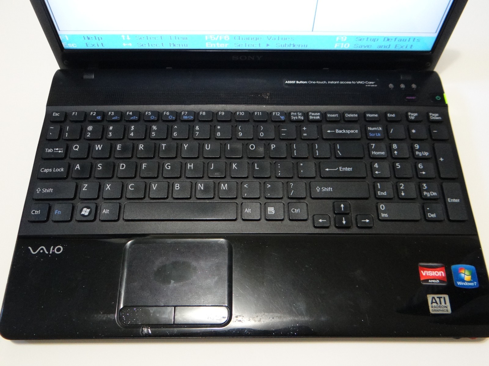 Sony VAIO VPCEE31FX 15.5″ Laptop – AMD Athlon II – 4GB DDR3 RAM – NO HDD/SSD