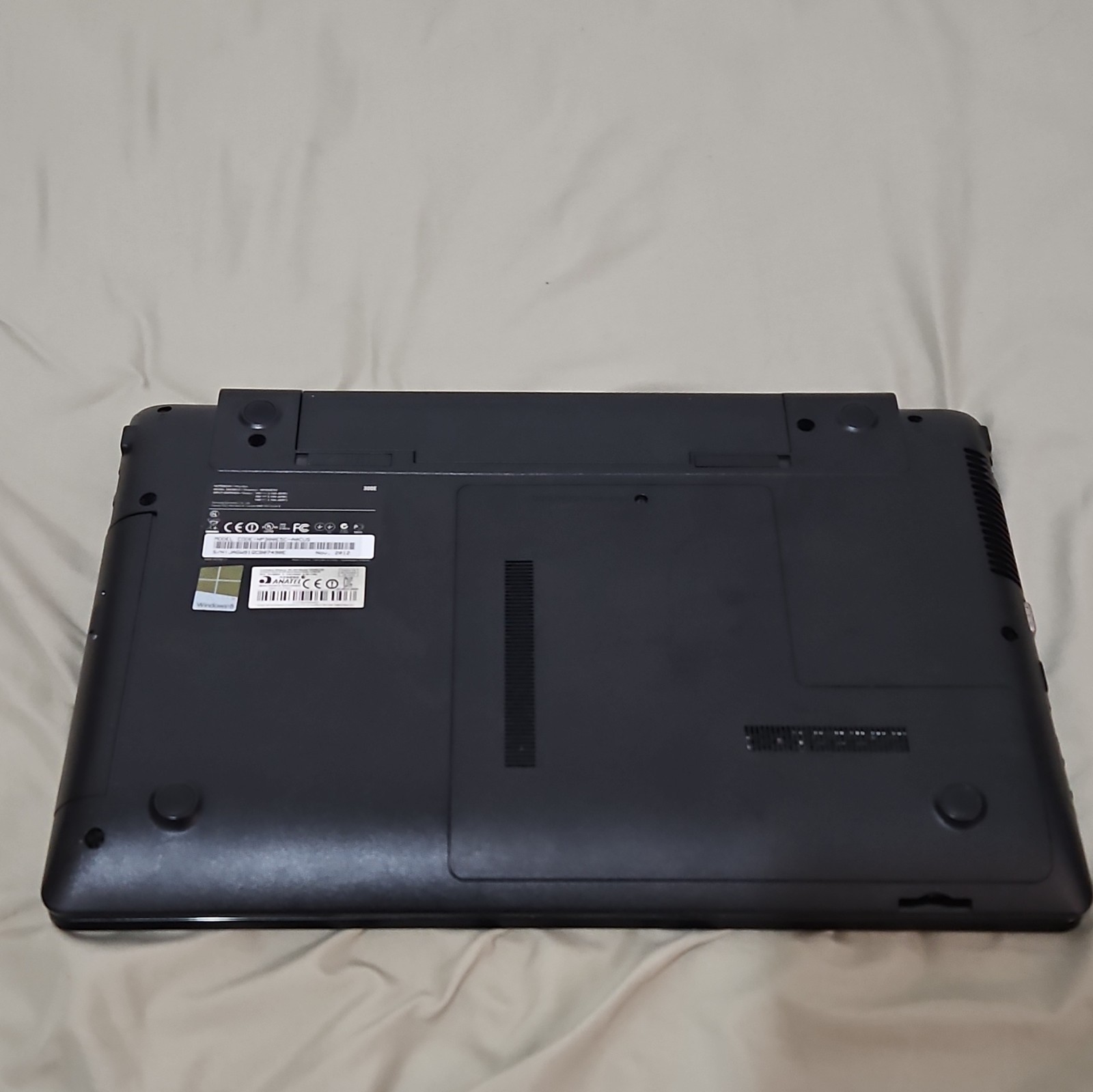 Samsung NP300E5C 300E 15.6″ Intel Pentium 8GB RAM 500GB HDD Win10