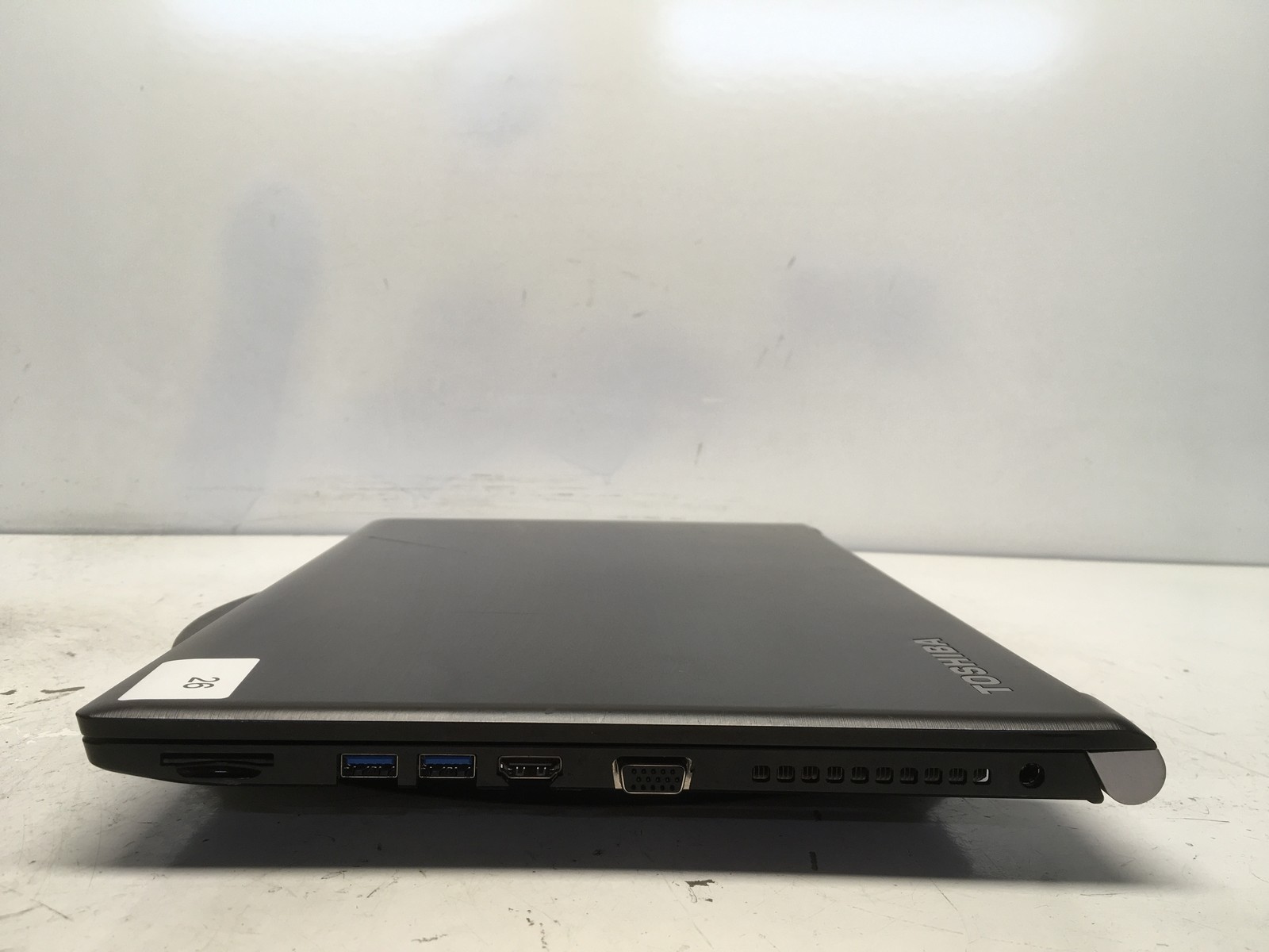 Toshiba Tecra Intel i5-8250U 1.6GHz 2 GB NO HDD No Batt