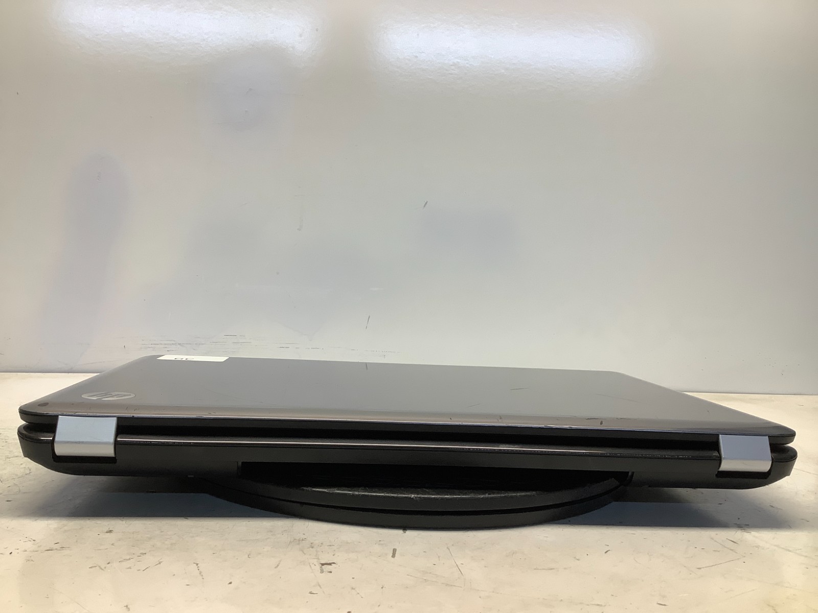 HP Pavilion G7-1227NR Intel i3-M370 2.4GHz 4 GB NO HDD/Battery