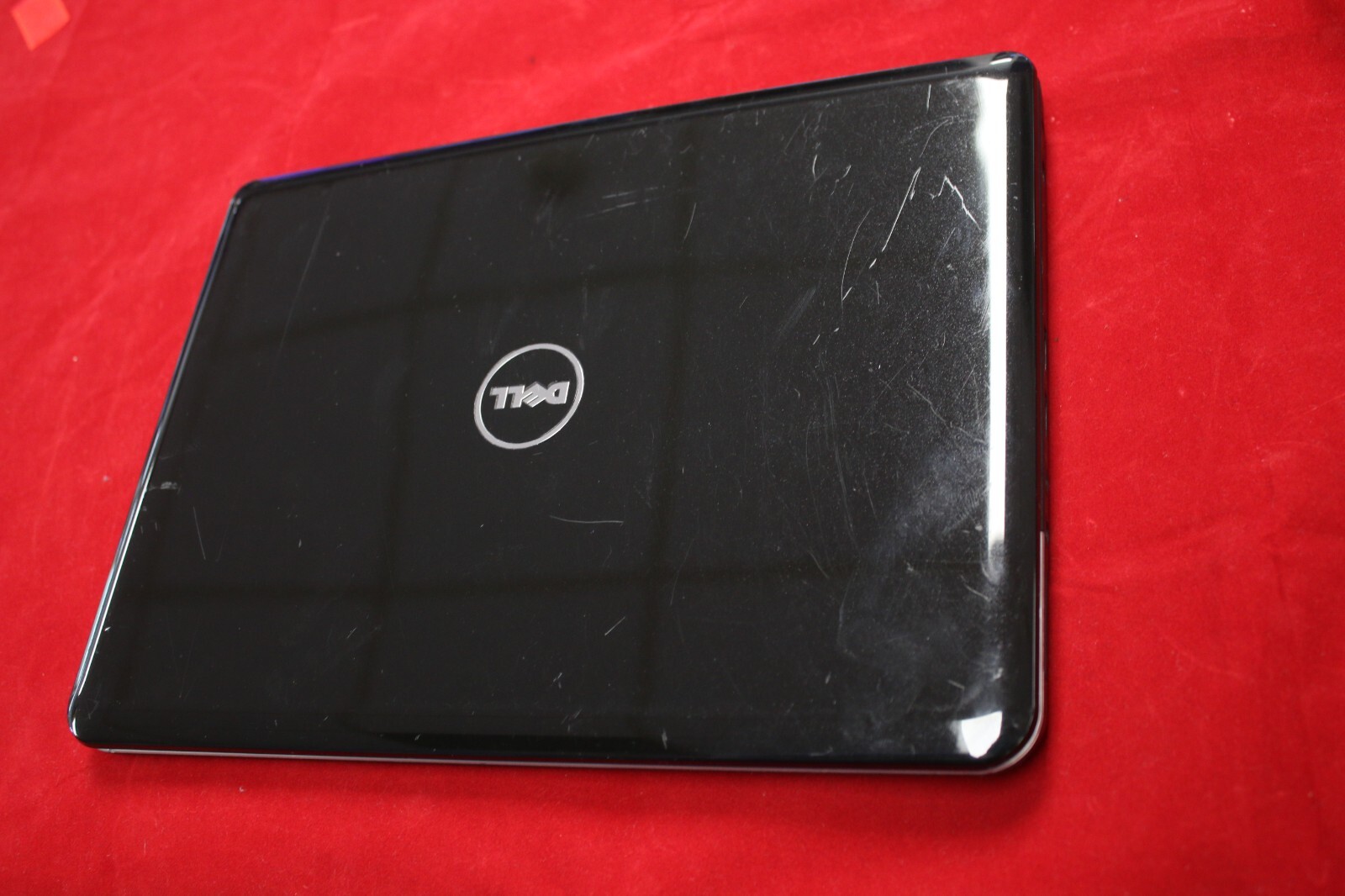 Dell Inspiron 11z PO3T Celeron 1.3ghz 2gb Ram Win 7 Home Premium WORKS!