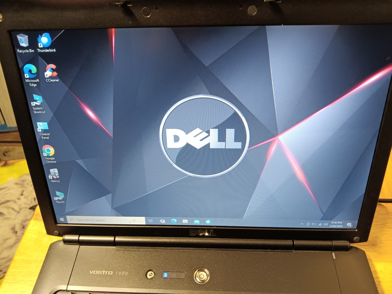 Dell Vostro 1500/Core2Duo T7300 2.00ghz/4gb/250gb/Windows 10 Pro/Web/BT/15.4″