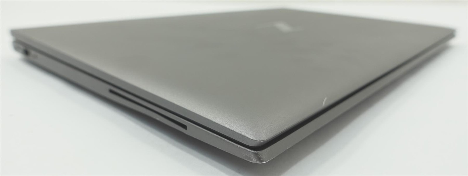 HP ZBOOK Firefly G8 Mobile WS 15.6″ Core i7-1185G7 3.0GHz 16GB 256GB SSD