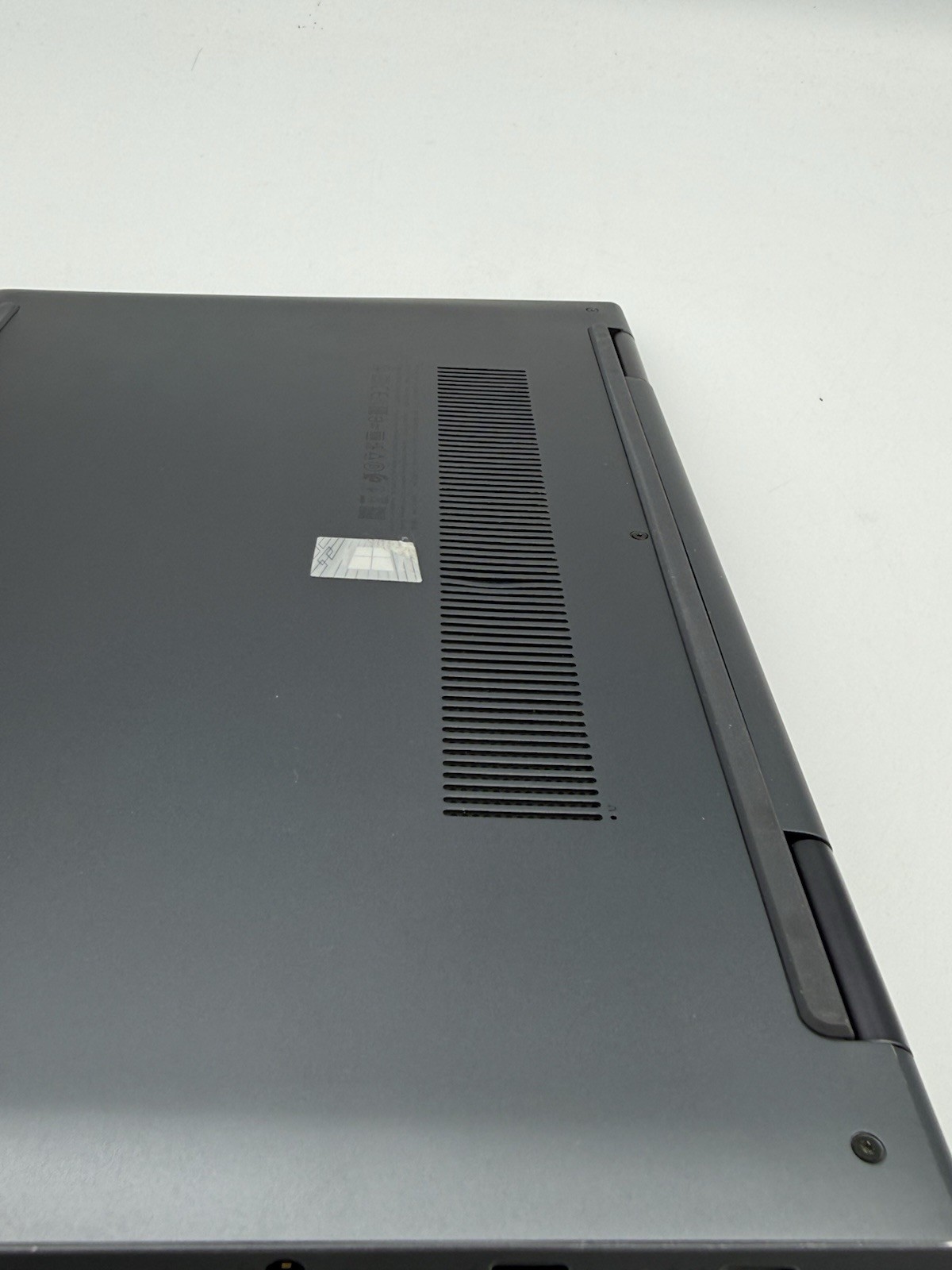 Lenovo Yoga 7 14ITL5 – 14” i5 11th Gen/8GB RAM/512GB SSD (SCREEN CRACK) – 37C