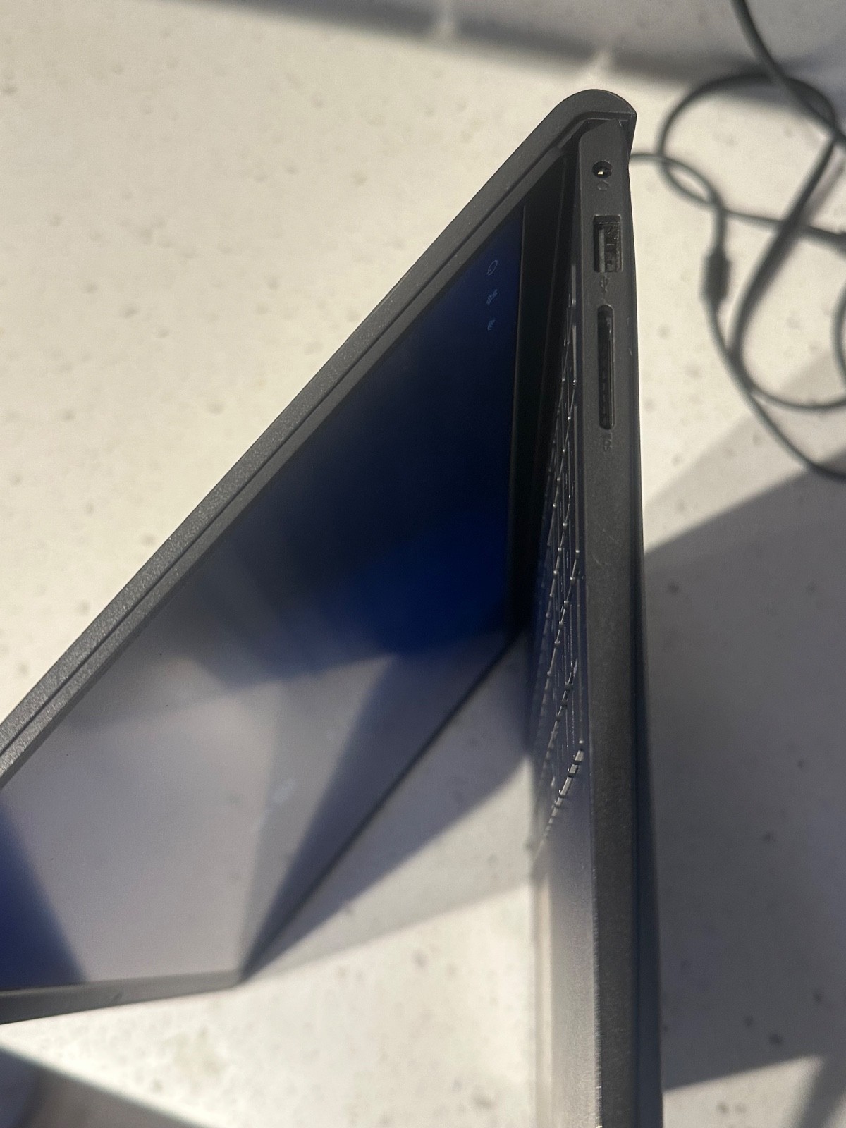 dell inspiron 15 3520 laptop computer