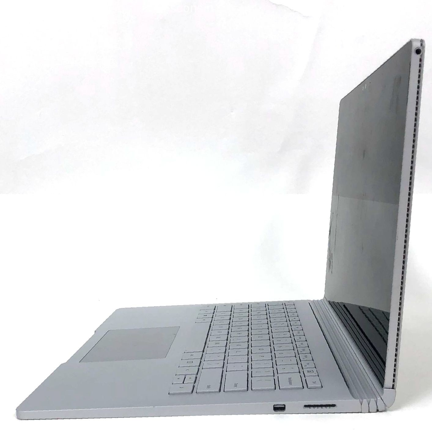 Microsoft Surface Book 2/i5/8GB/256GB SSD