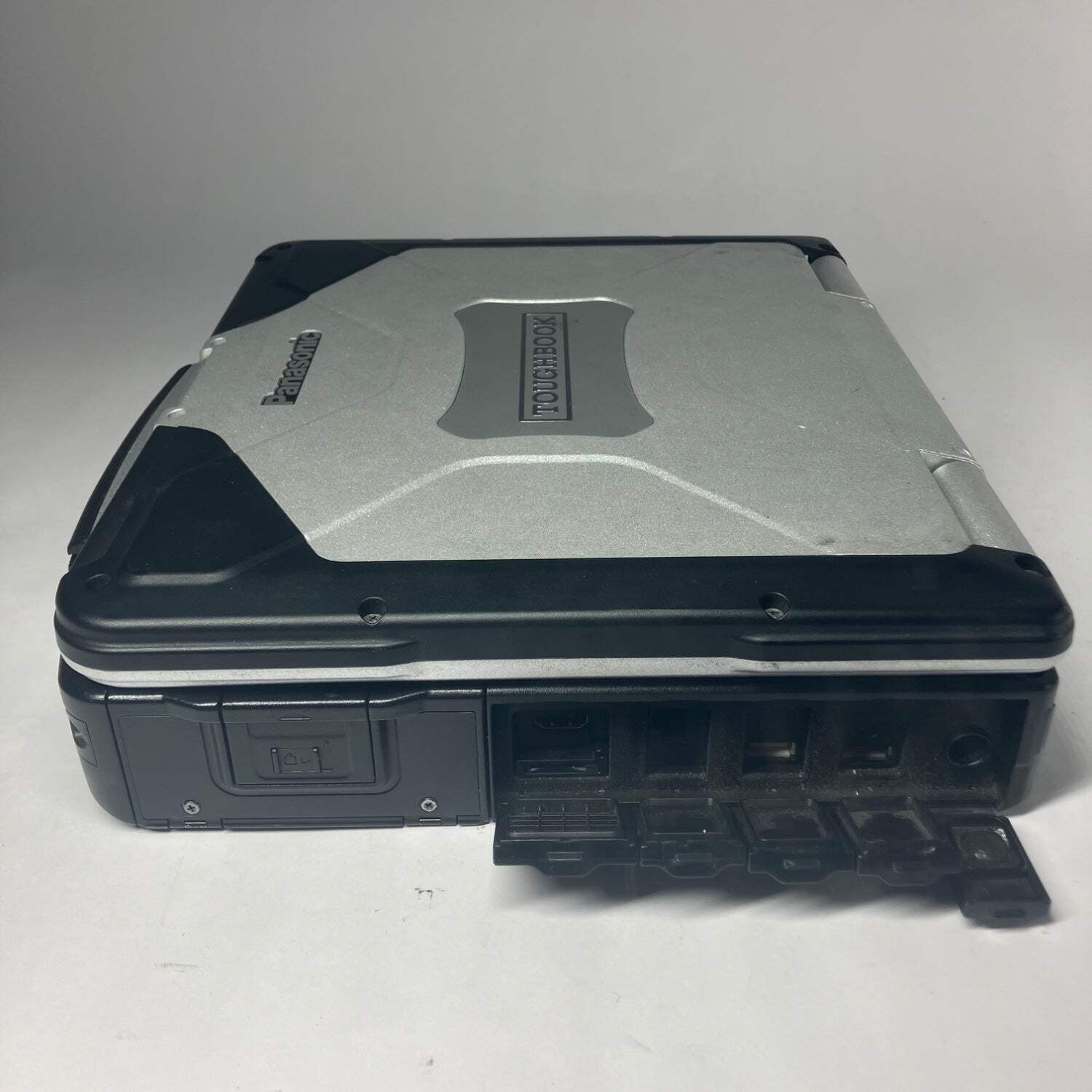 Panasonic Toughbook CF-31 13″ Core i3-2130m 3.4GHz 4GB RAM 256GB SSD WIN 11