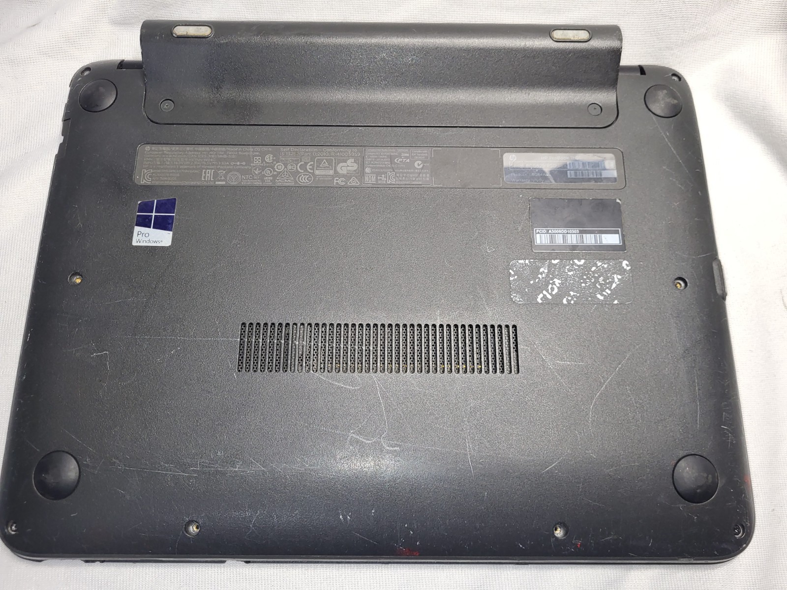 Lot of 5 HP ProBook 11 G1 Core i3 5005U 4GB RAM 128 SSD No OS Weak CMOS Battery