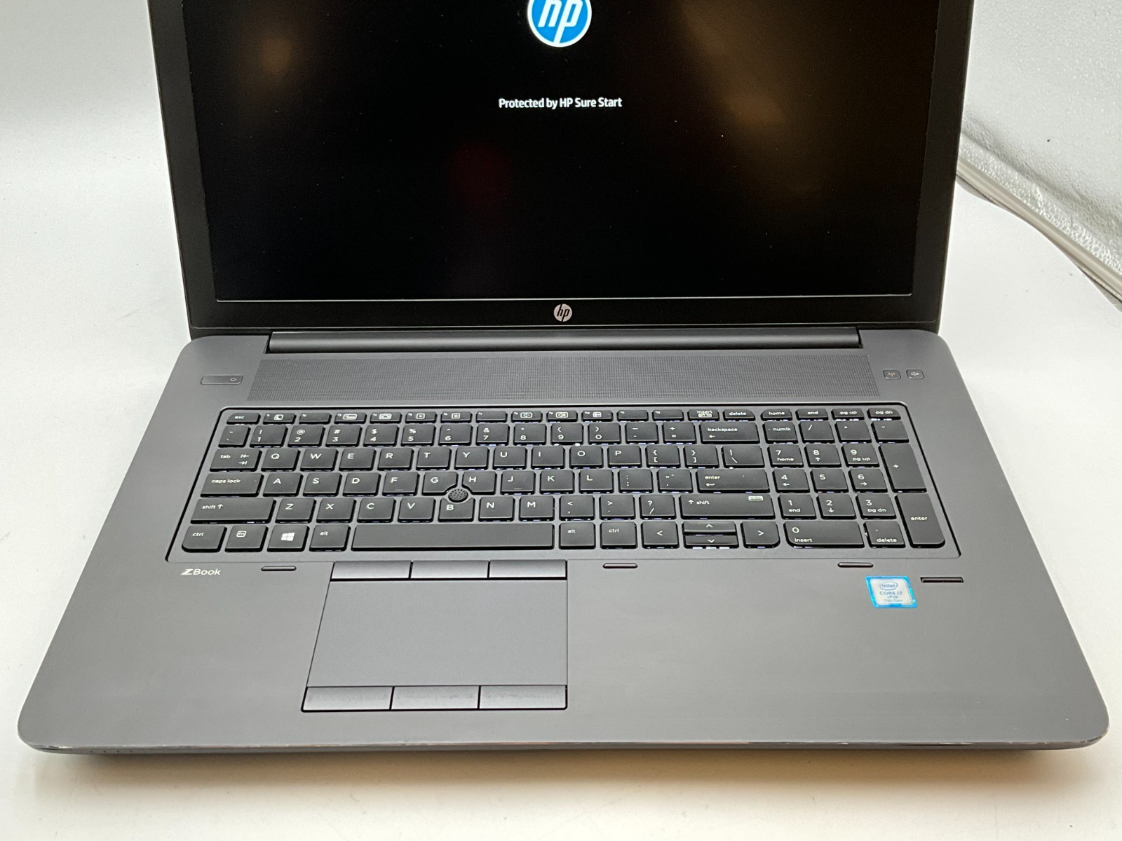 HP Zbook 17 G4 4UX98US i7-7820HQ 64GB 2x1TB P5000 WIN 11 LAPTOP CND8246NCK