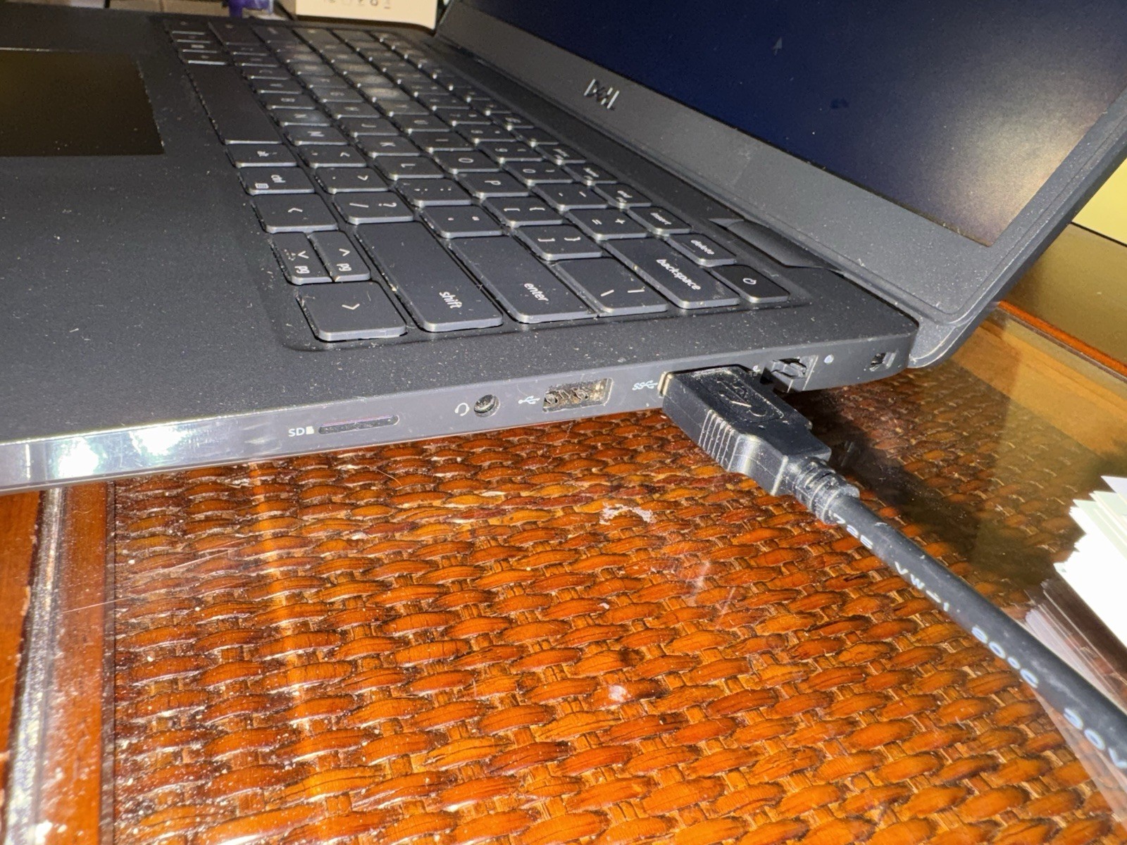 Dell Latitude 3420 14” Laptop i5-1135G7 8GB RAM 256GB SSD (Windows 11 Pro)