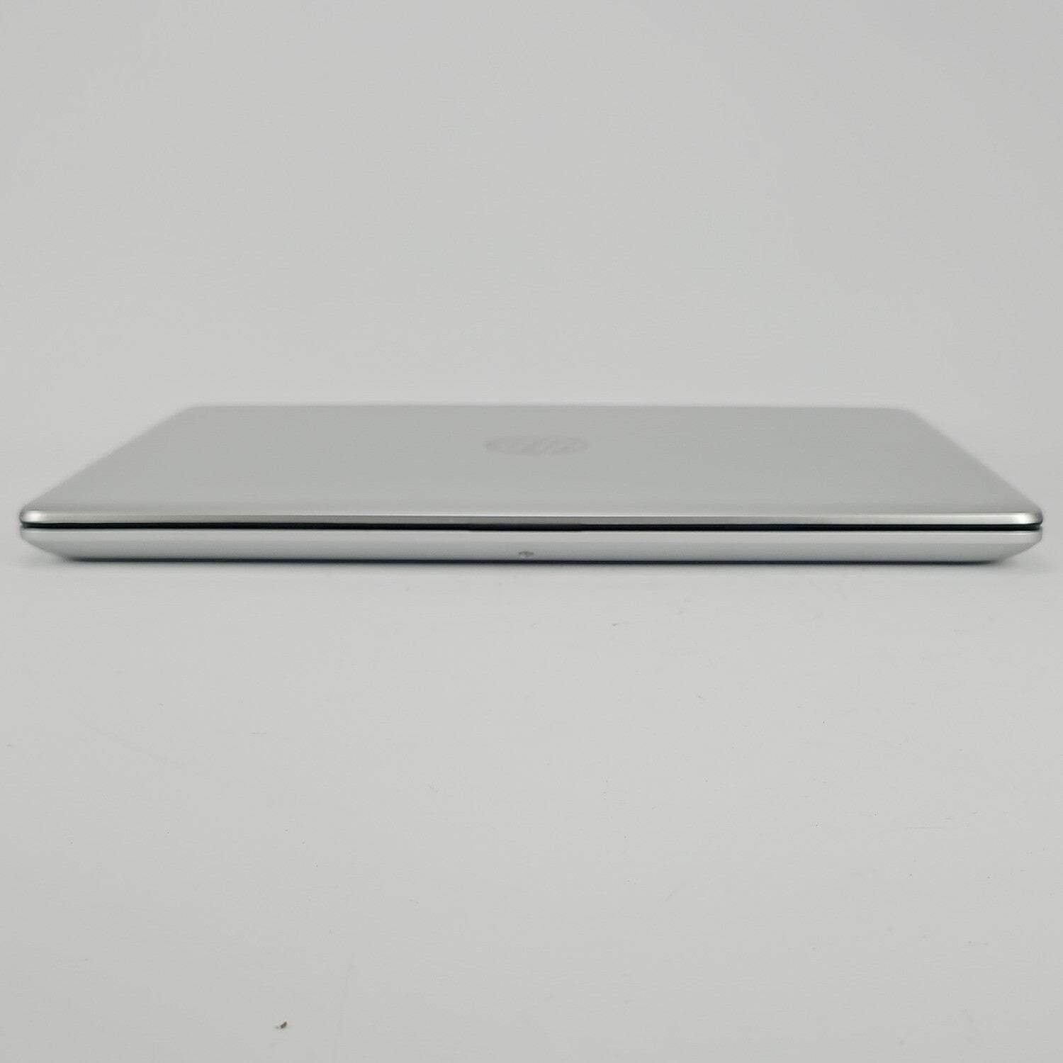 HP NoteBook 15-DA0014DX 15.6″ i5-8250U 1.6GHz 12GB RAM 128GB SSD